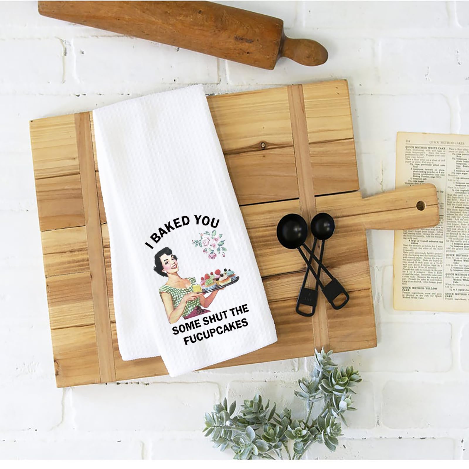 Funny Sarcastic Kitchen Towel - 'I Baked You' Novelty Dish Cloth & Tea Towel for Housewives - Perfect for Gifts, Home Decor & Humorous Kitchen Accessories