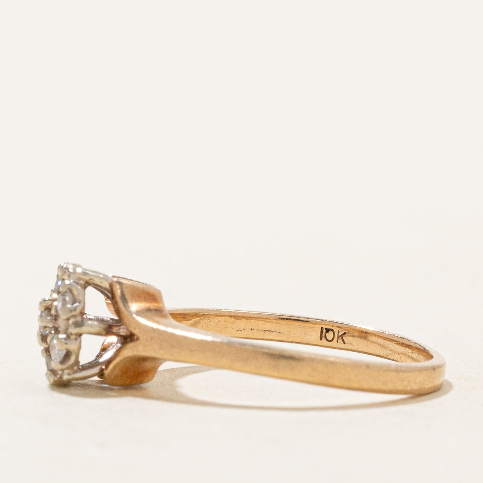 Sparkling Diamond Cluster Ring - 0.10ctw (0.10 Carat Total Weight) - Size 3 - Elegant Wedding Band, Anniversary Gift for Her, Perfect for Engagement, Promise Rings & Special Occasions