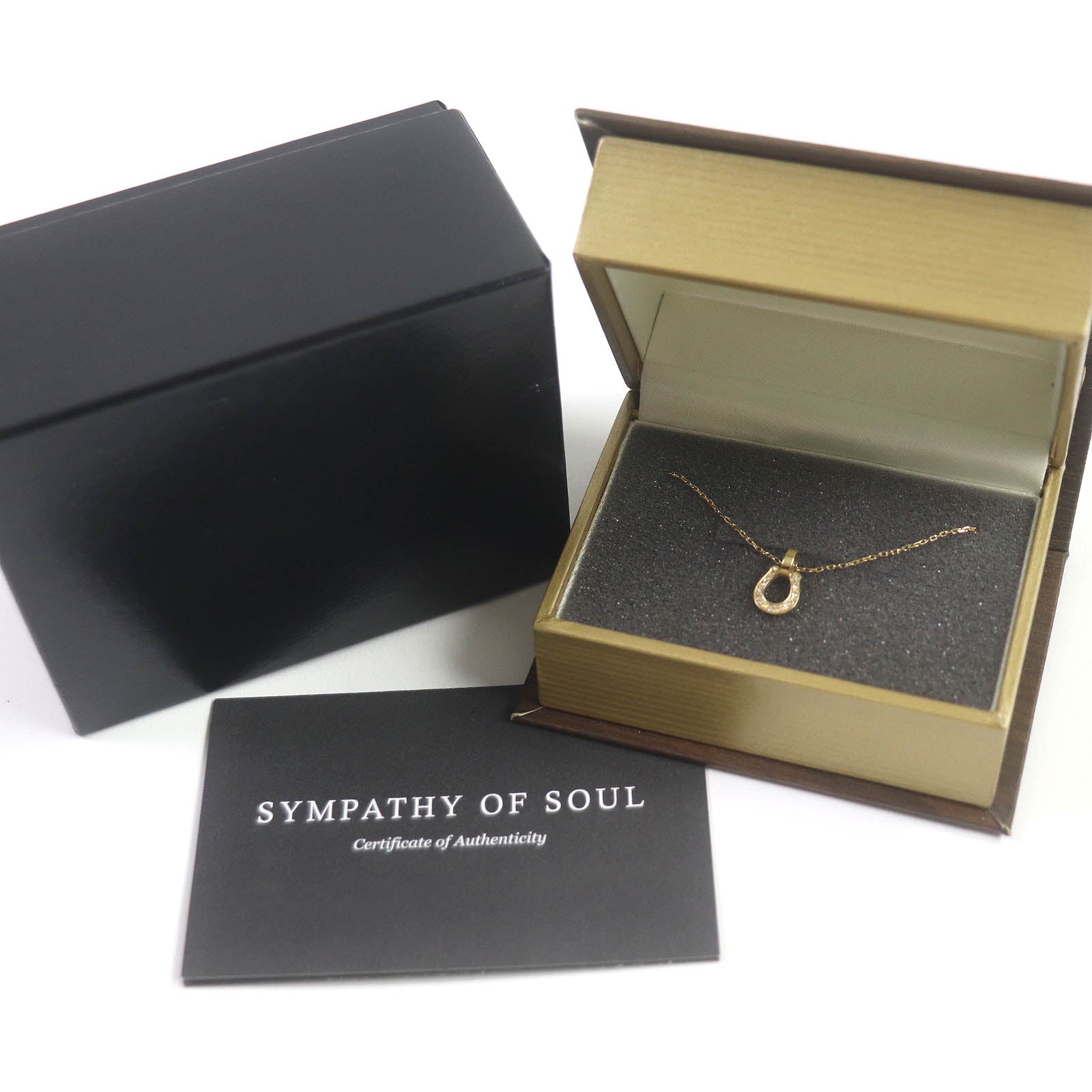 18K Gold Diamond Horseshoe Pendant Necklace for Women - Elegant Horse Shoe Jewelry Gift for Birthday, Anniversary & Special Occasions