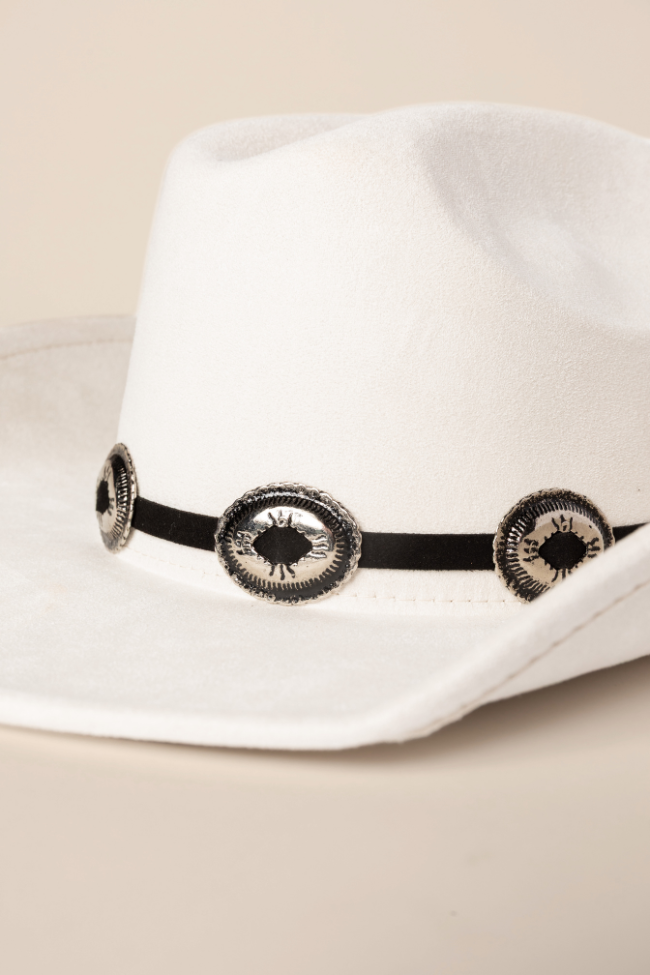 Stylish Concho Cream Cowboy Hat for Men & Women - Western Rodeo Fashion Accessory - Perfect for Country Music Festivals, Rodeos & Outdoor Events