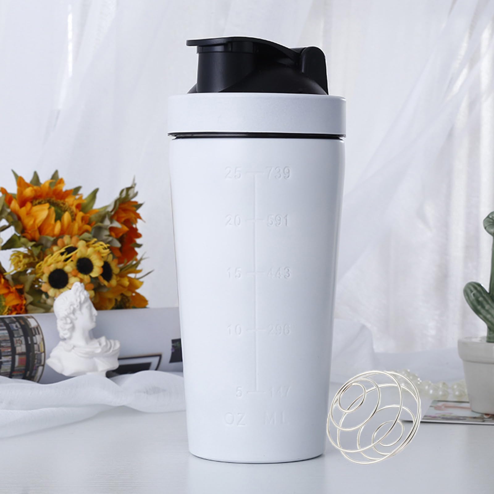 750ml Stainless Steel Protein Shaker Bottle with Mixing Ball - Leak Proof Gym Shaker for Protein Powder, Pre Workout & Smoothies - Perfect for Fitness, Bodybuilding & Post Workout Recovery (White)