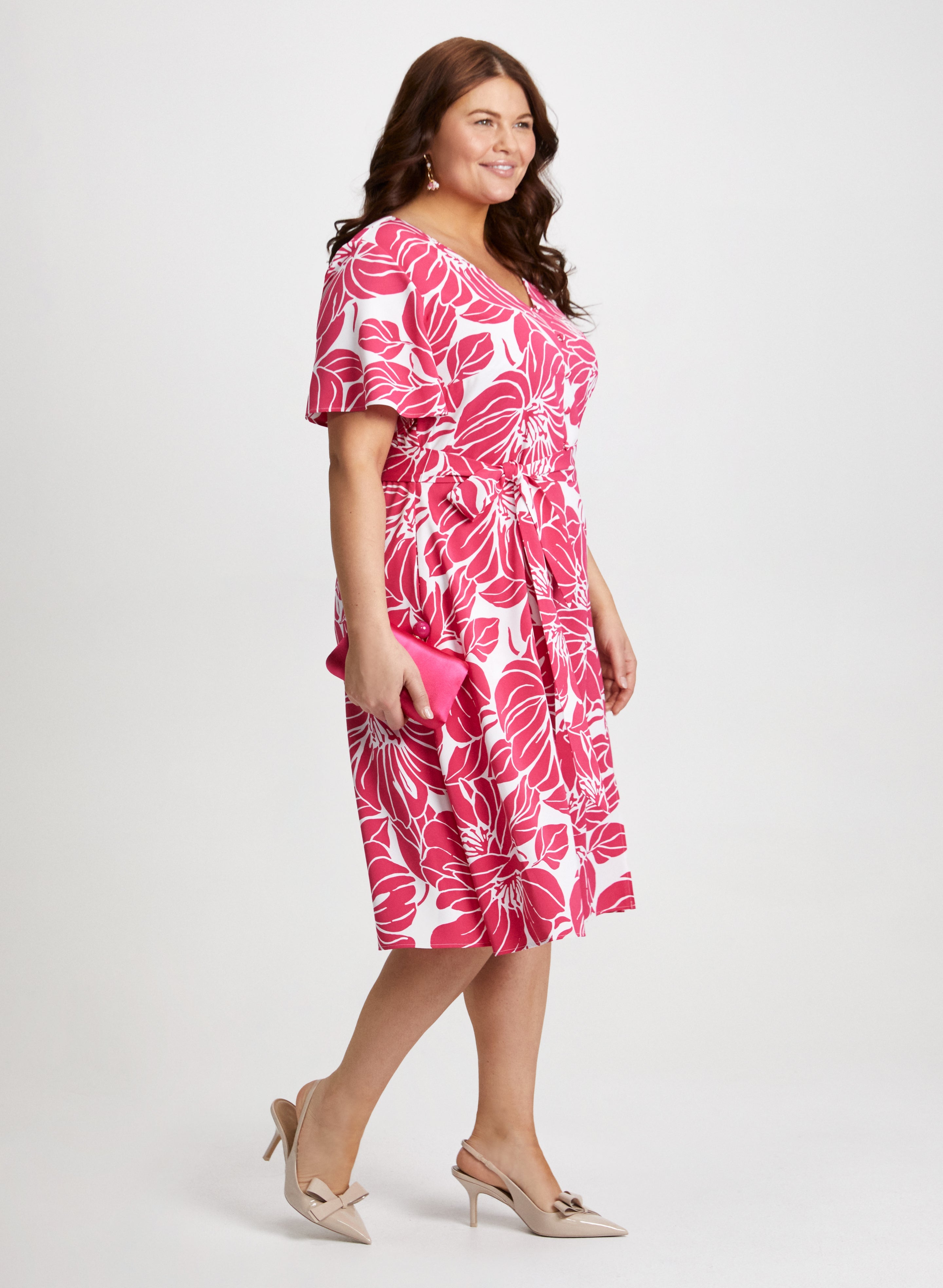 Floral Print Fit & Flare Dress for Women - Summer Casual & Party Wear - A-Line Flowy Dress with V-Neck & Short Sleeves - Perfect for Weddings, Dates & Office Outfits