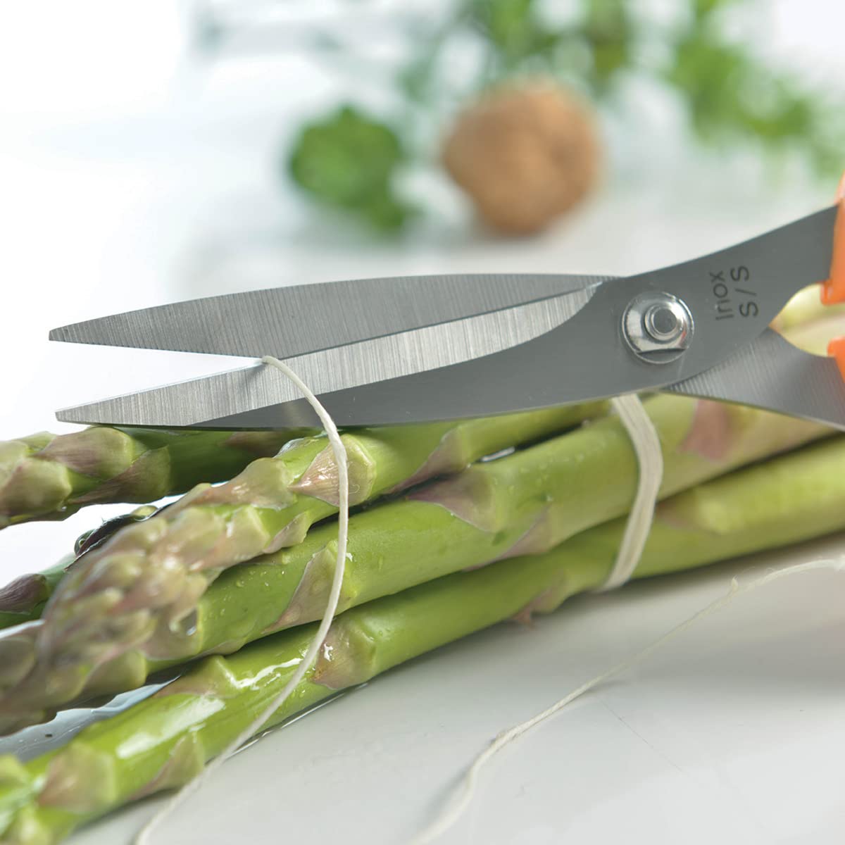 Mastrad Nut Cracker Kitchen Scissors - Soft Grip Stainless Steel Shears with Ergonomic Handles, Easy Cleaning, Orange/Raspberry (F24004) for Cutting Nuts, Herbs, and Poultry
