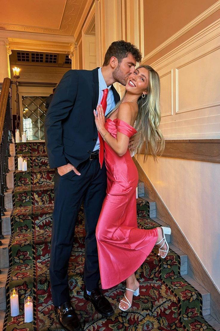 Elegant Off-the-Shoulder Sheath Long Prom Dress for Formal Parties & Special Occasions - Perfect for Homecoming, Graduation & Evening Gala Events - Style J4946