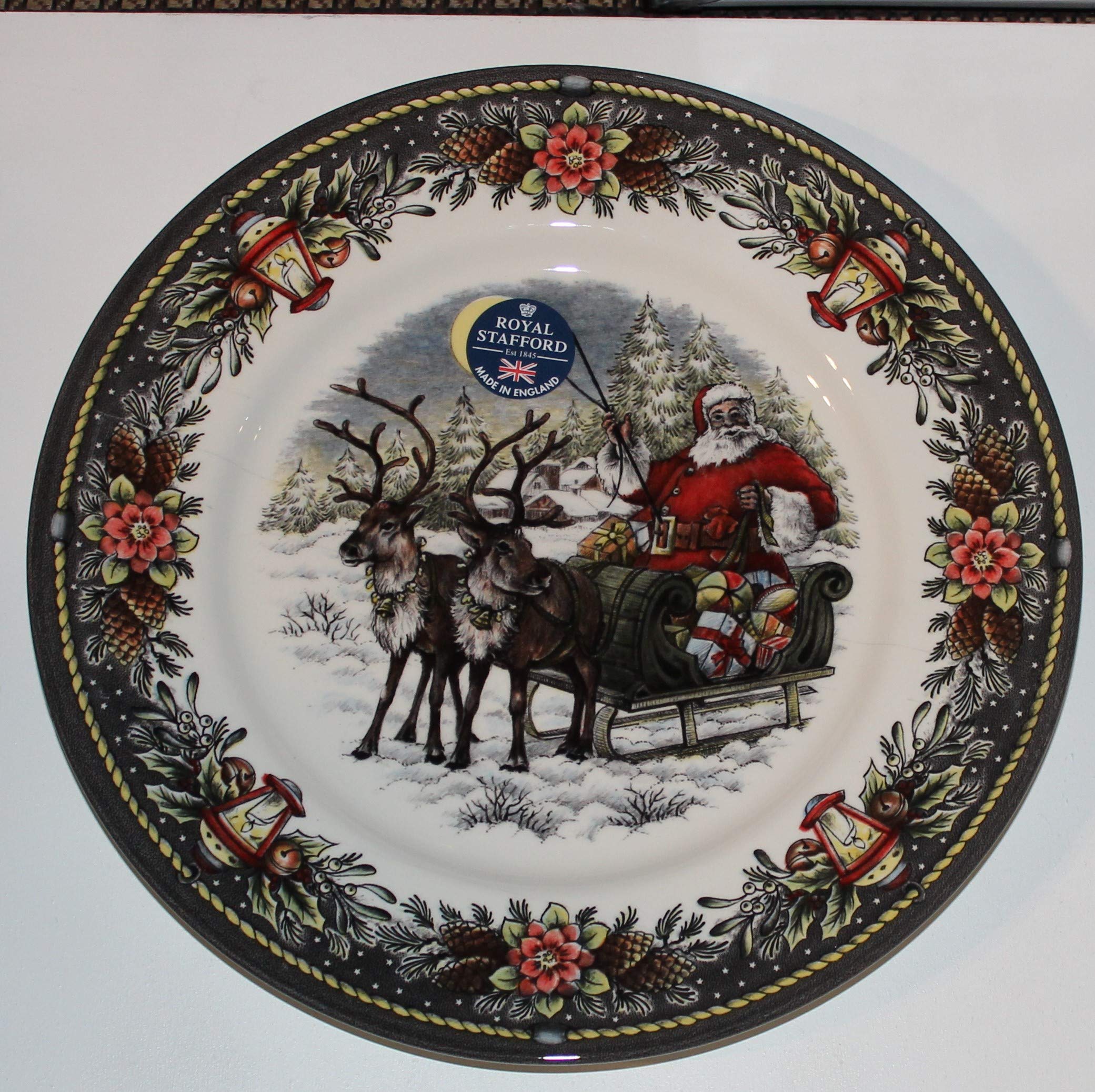 Santa's Sleigh Christmas Dinnerware Set - 4 Piece Holiday Plates for Festive Dining | Perfect for Christmas Parties, Family Gatherings & Holiday Decor