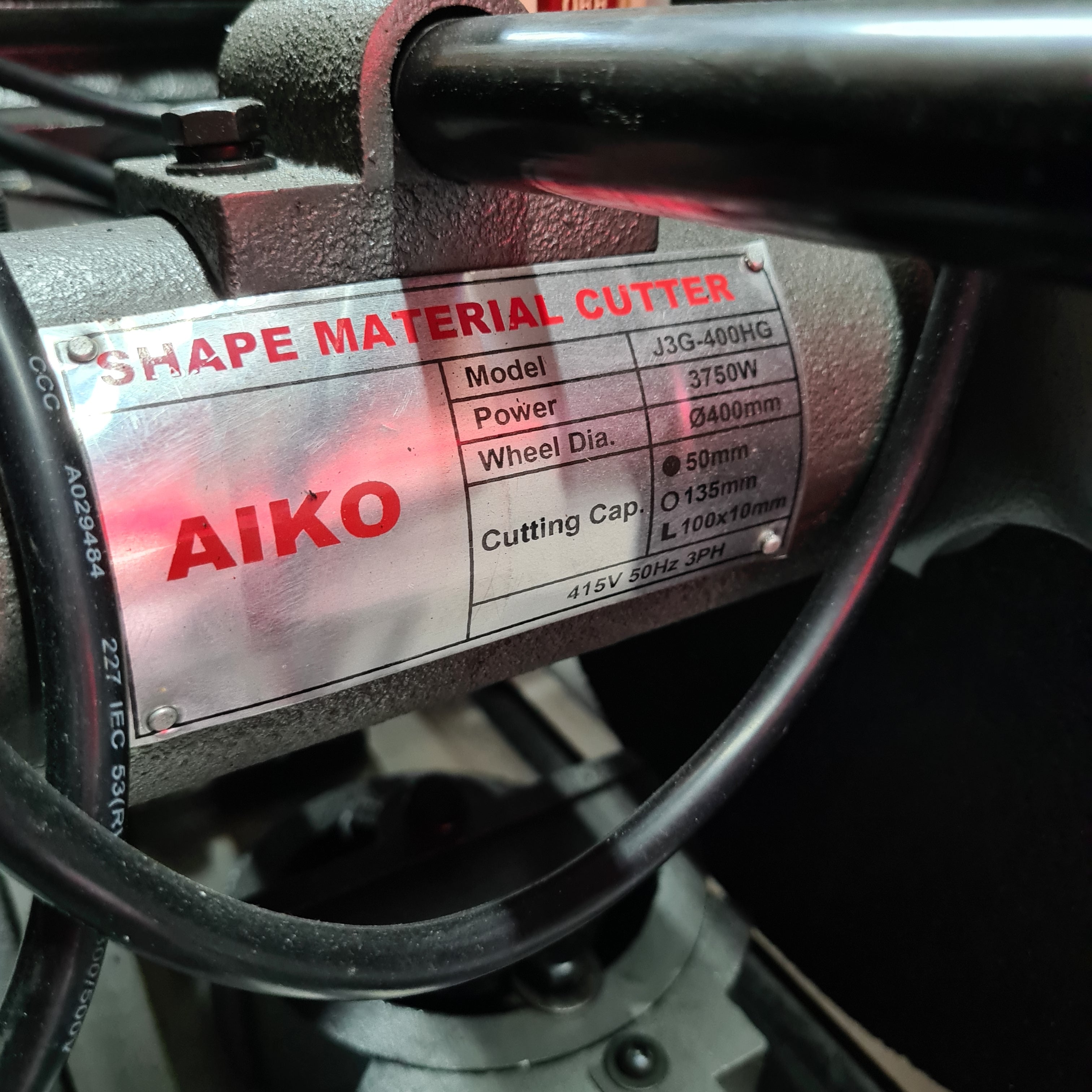 Aiko J3G 400HG 16-Inch 4HP 3-Phase Belt Cutting Machine - With/Without Motor Option - Industrial Metal & Wood Cutting for Workshops & Factories