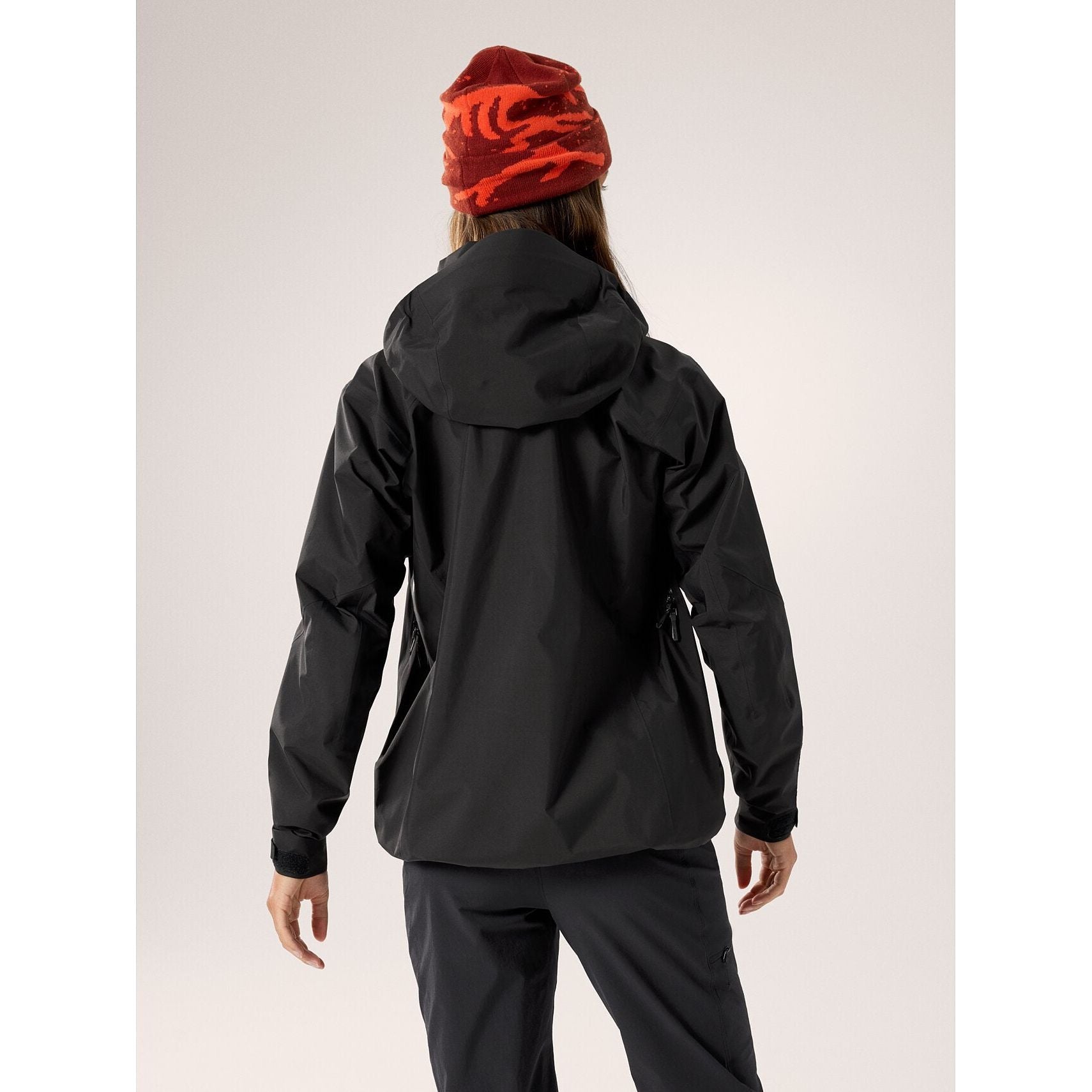 Arc'teryx Women's Beta AR Waterproof Hiking Jacket - Lightweight Rain Shell for Outdoor Adventures, Camping & Travel