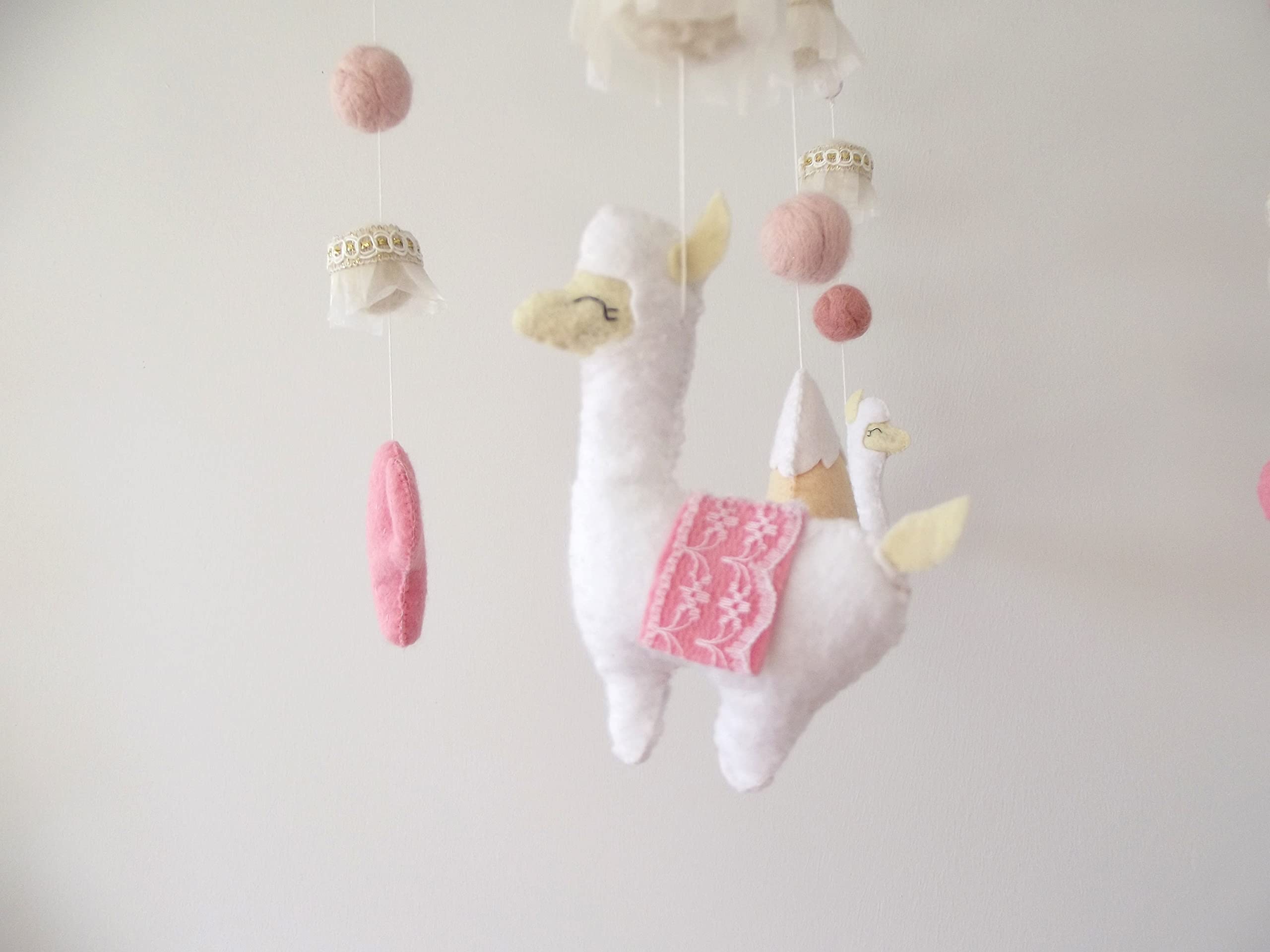 Pink Llama Crib Mobile - Handmade Felt Alpaca Nursery Decor for Baby Girls | Cactus-Themed Baby Shower Gift & Newborn Cot Mobile | Perfect for Soothing Infants and Decorating Nurseries