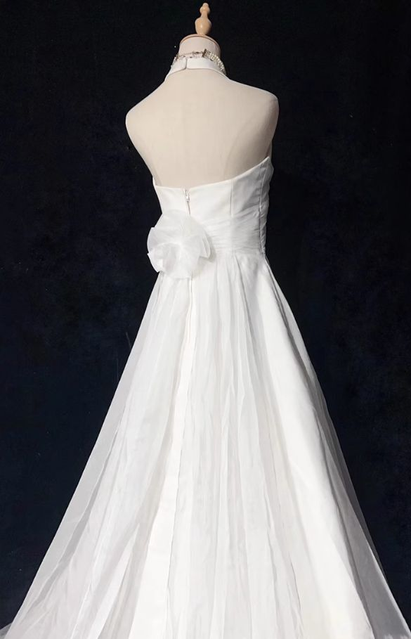 Elegant Mermaid Halter Beaded White Wedding Dress Vintage Evening Gown J6381 - Perfect for Beach Weddings, Prom Nights & Formal Events