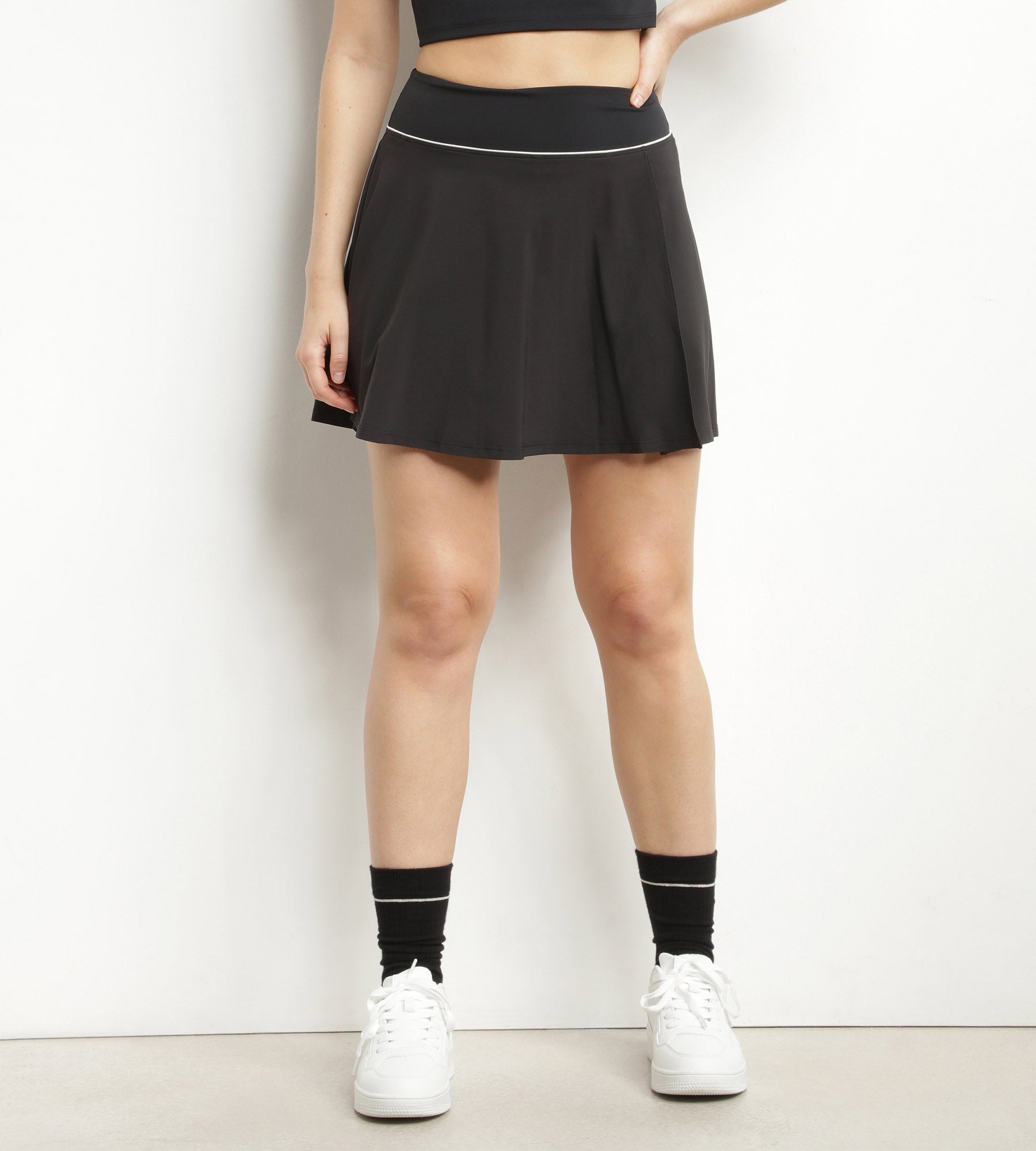 Black Microfiber Women's Sports Skirt Shorts - Perfect for Running, Yoga & Gym Workouts
