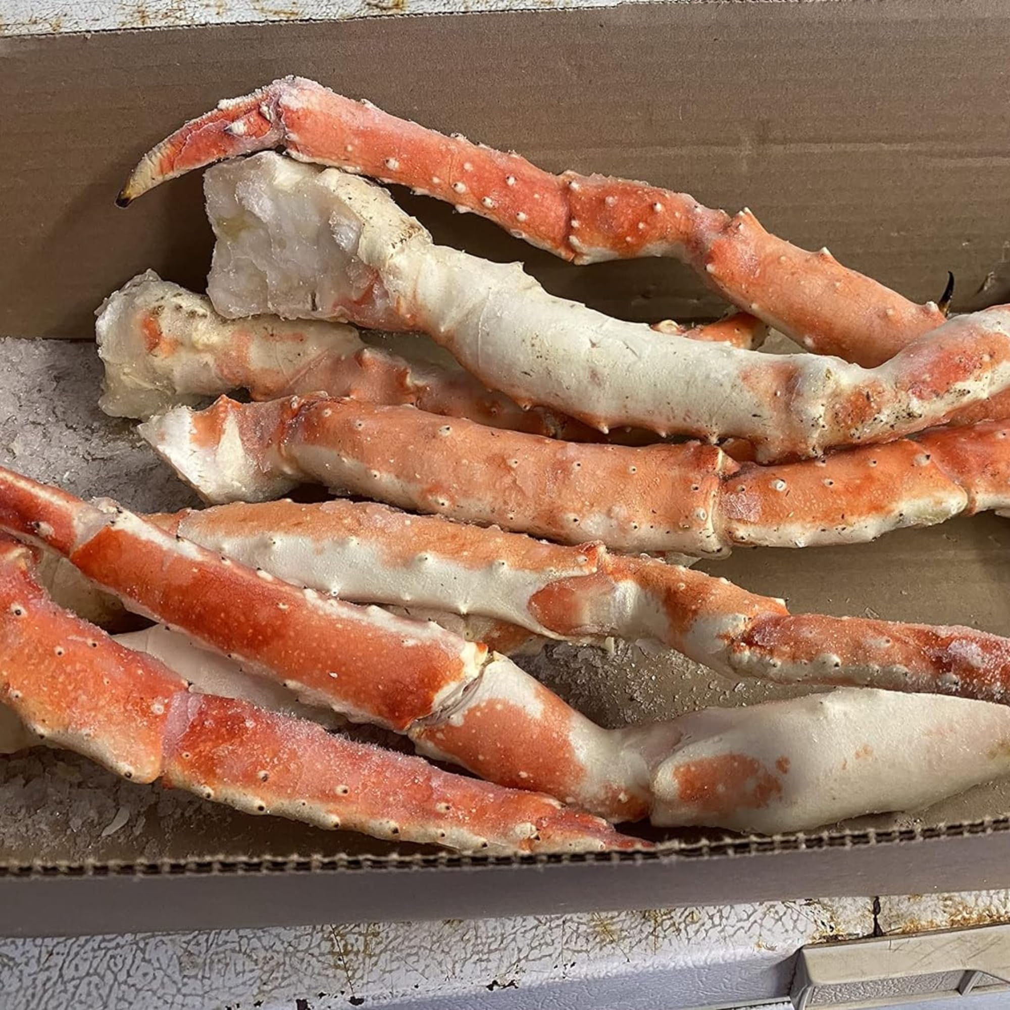 Premium Alaskan King Crab Legs - Colossal Red King Crab (6-9 Count, 4Lbs) | Wild-Caught, Jumbo Size | Perfect for Seafood Feasts, Gourmet Dinners & Special Occasions