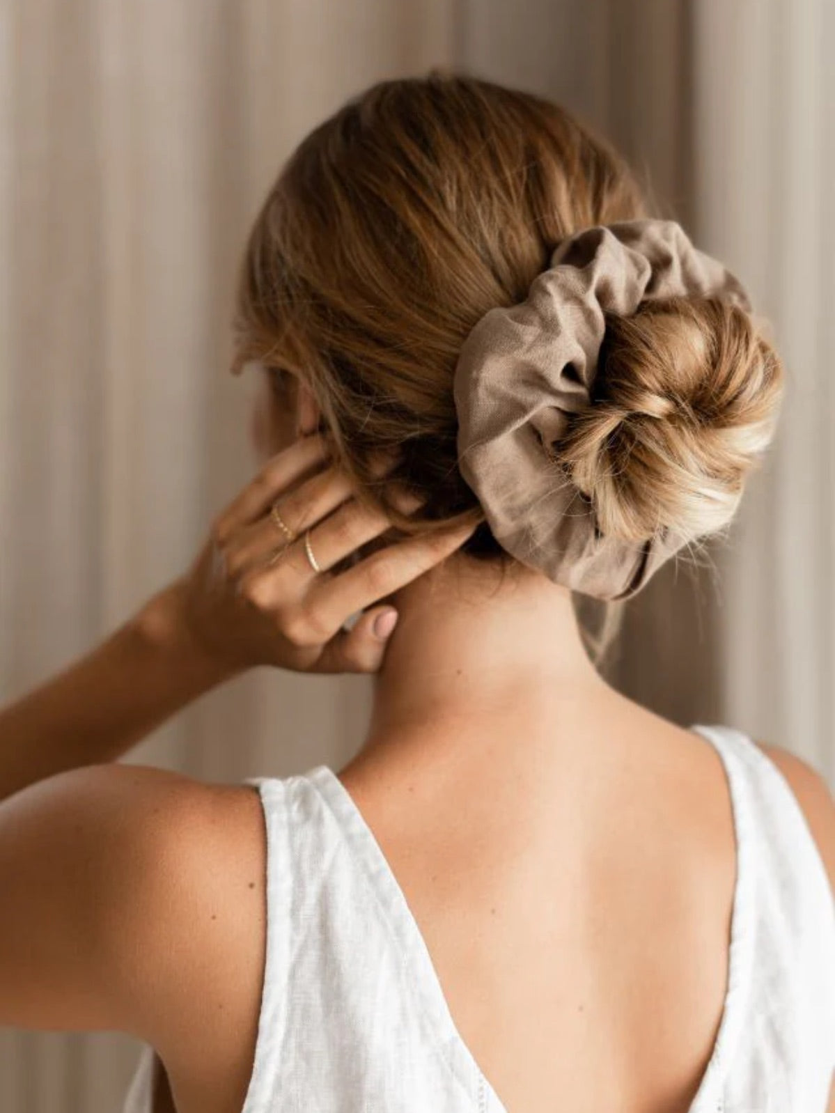 Jumbo Linen Scrunchie Hair Tie - Cinnamon Brown Oversized Hair Accessory for Women & Girls - Perfect for Workouts, Yoga, and Everyday Styling