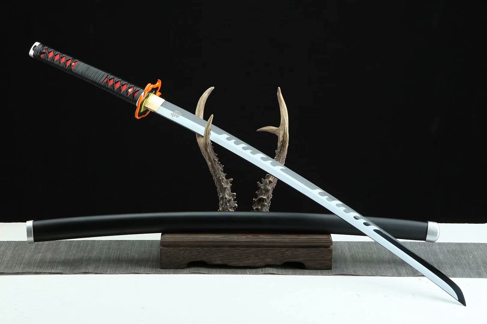 Demon Slayer Sword Replica - Kimetsu no Yaiba Anime Cosplay Prop (Tanjiro Kamado & Shinobu Kochou) - High-Quality Carbon Steel - Perfect for Cosplay, Collection, and Anime-Themed Decor