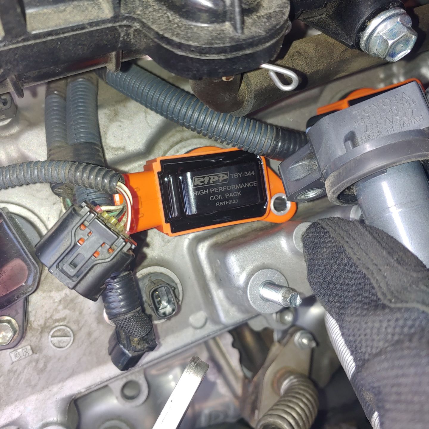High Performance Toyota/Lexus V6 Ignition Coil Packs - Compatible with Camry, Highlander, RX350 - Improves Engine Power & Fuel Efficiency for Smooth Driving