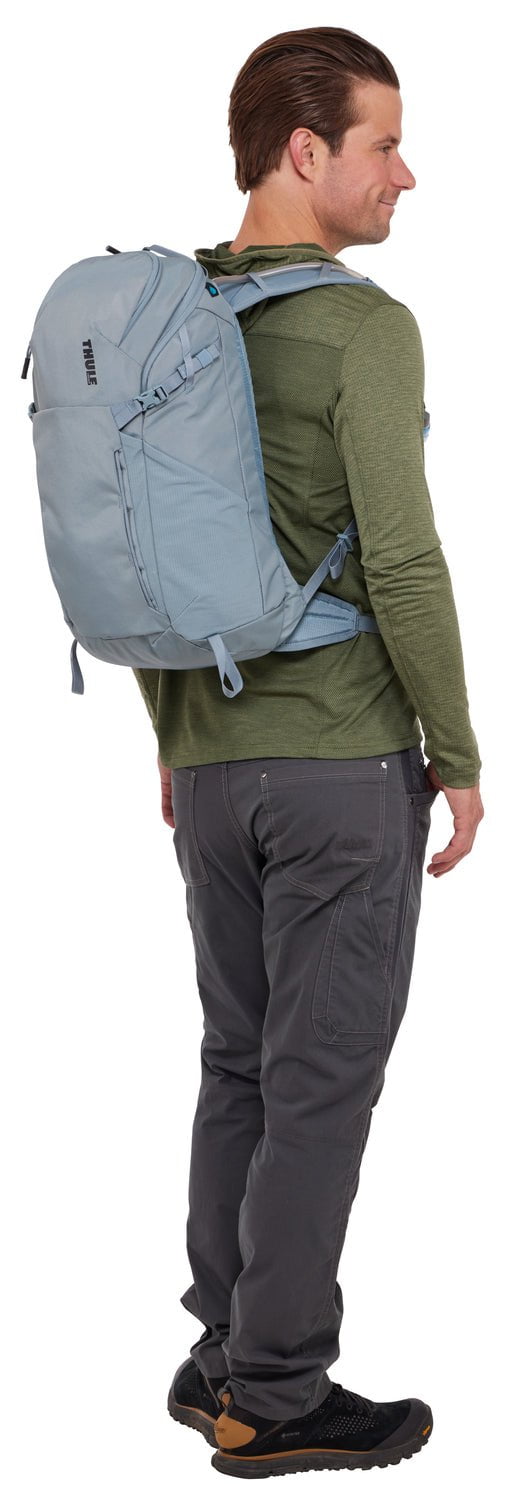 Thule AllTrail Hydration Pack 22L - Lightweight Hiking Backpack with Water Bladder Compartment, Breathable Mesh Shoulder Straps for Outdoor Adventures, Camping & Trail Running