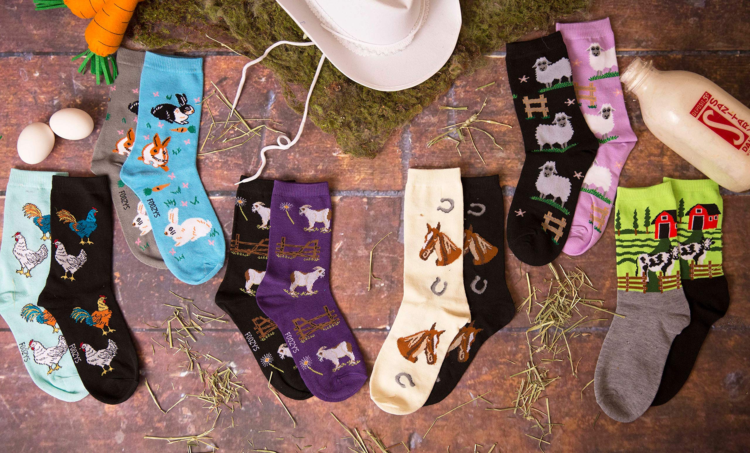 Foozys Women's Crew Socks - Raining Cats & Dogs Farm Novelty Socks (2-Pair Pack) | Soft Cotton Blend for Comfort | Perfect for Casual Wear, Gifts & Farm Animal Lovers