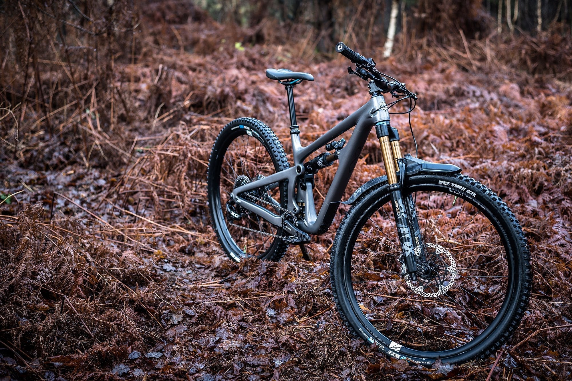 RE:NEW HUNT All Mountain Carbon H_Impact 29