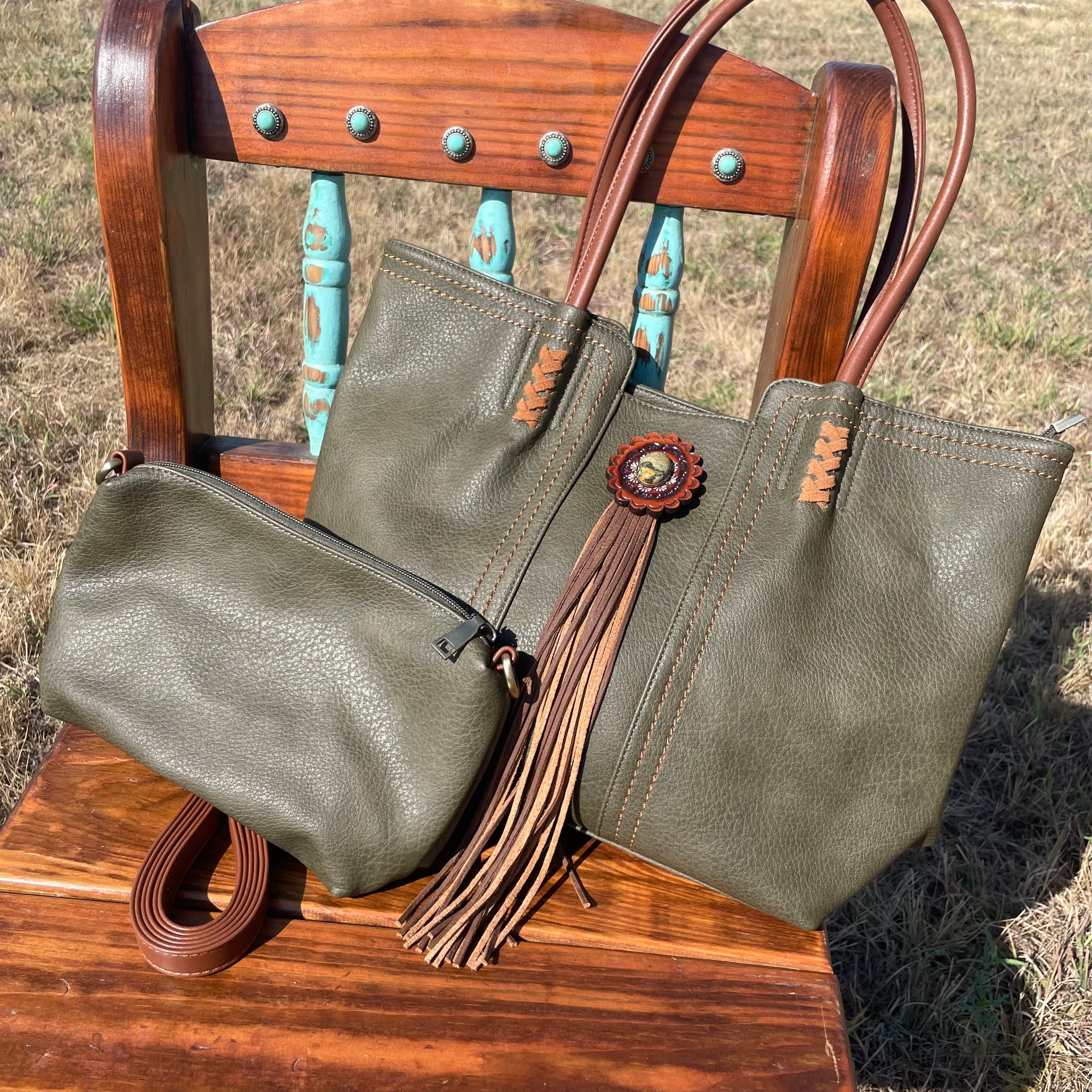 Stylish Green Western Leather Purse with Detachable Small Clutch - DN100 - Perfect for Cowgirl Fashion, Rodeo Events & Country Music Concerts