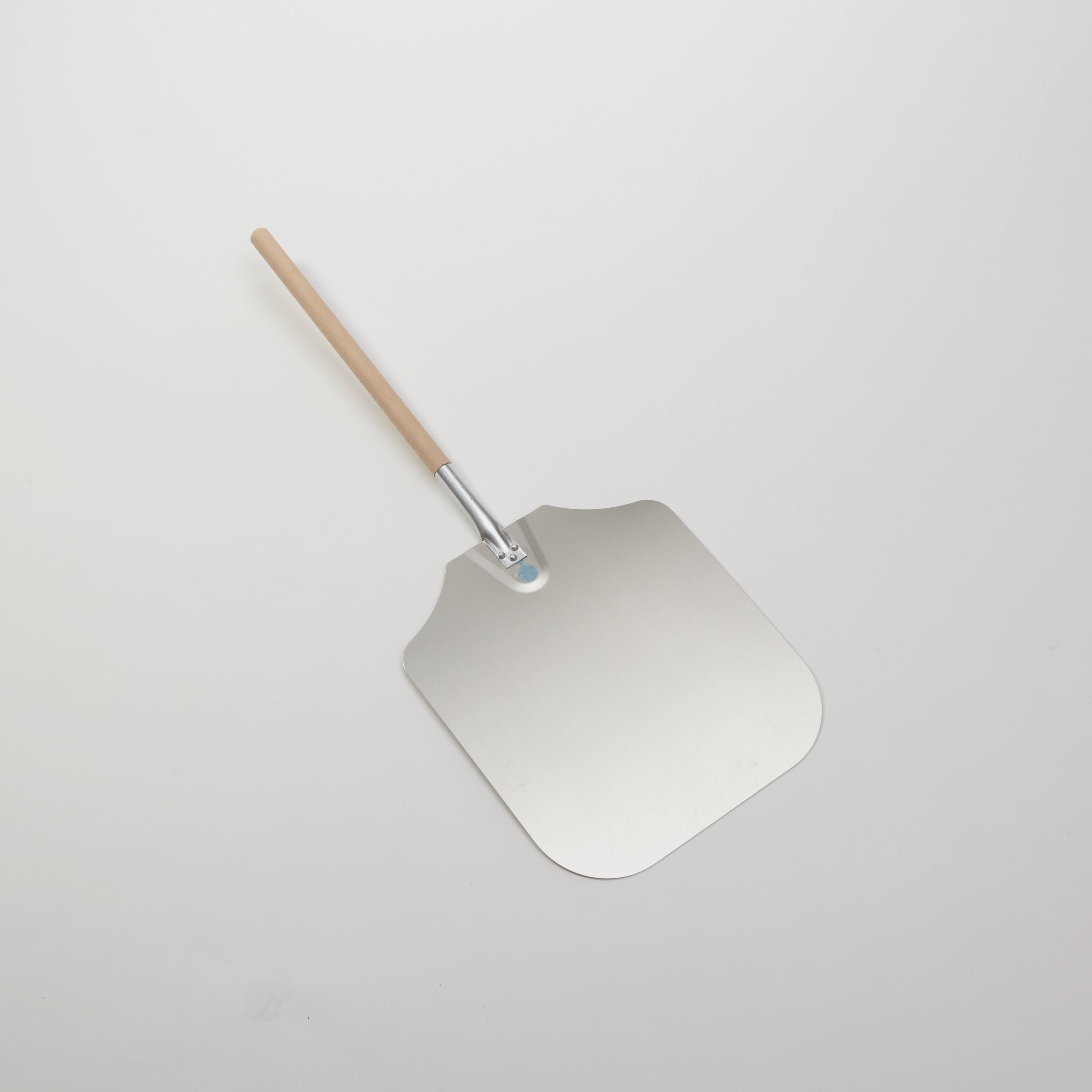 American Metalcraft 16 x 18 Inch Aluminum Pizza Peel with 40 Inch Handle - Professional Pizza Oven Tool for Home & Restaurant Use - Perfect for Baking, Serving & Transferring Pizzas