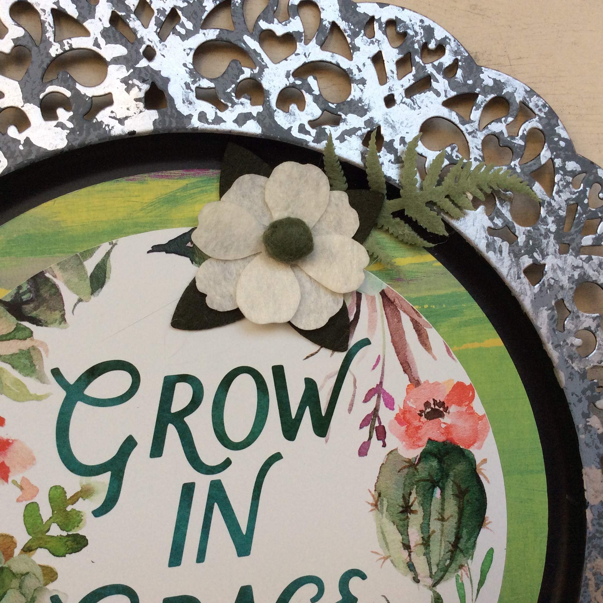 AGD Home Decor - Elegant Grow In Grace Greenery Metal Charger Plate for Wedding, Party & Holiday Table Settings | Rustic Farmhouse Dinnerware Decor