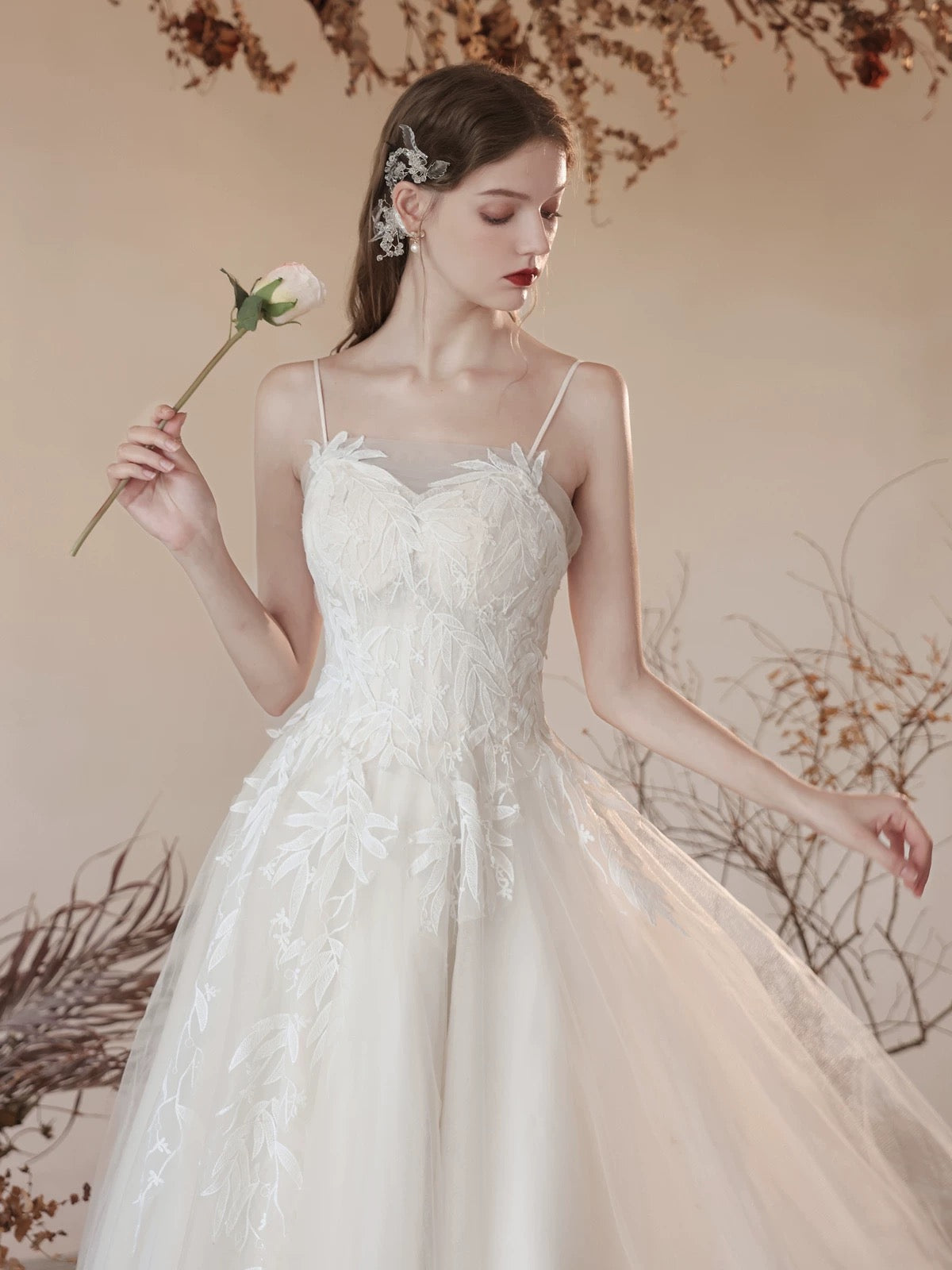 Elegant A-Line Tulle Lace Tea-Length White Prom Dress - Long Formal Evening Gown for Homecoming, Quinceañera & Special Occasions