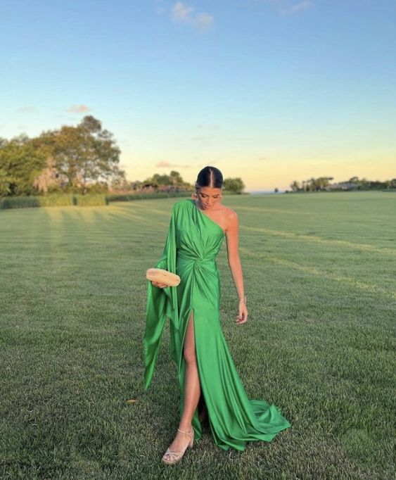 Elegant A-Line Green Long Prom Dress for Women - Formal Evening Gown J3781 - Perfect for Homecoming, Ball, Wedding & Special Occasions