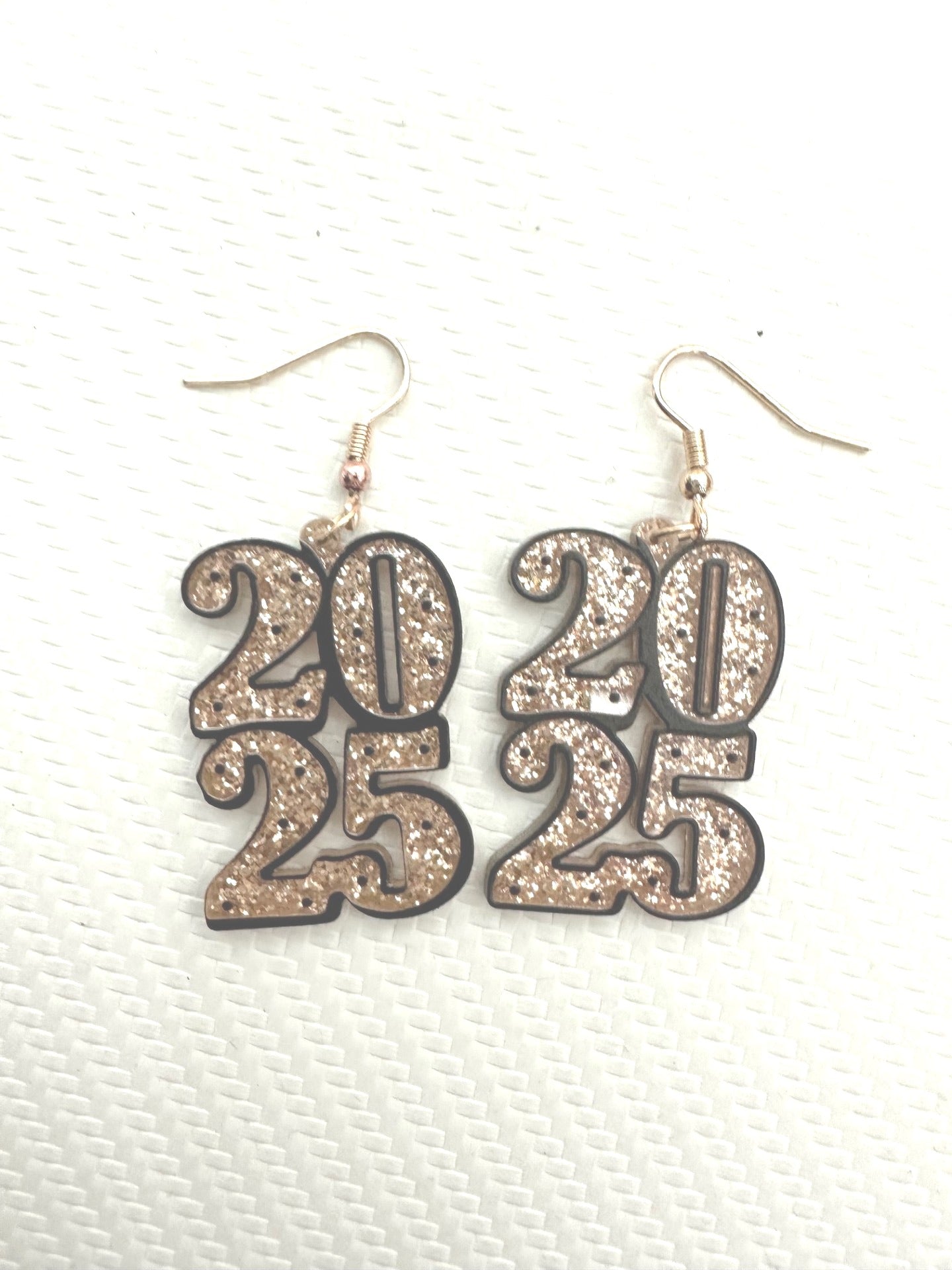 2025 New Year Gold Glitter Dangle Earrings for Women - Elegant Party Jewelry for NYE Celebrations, Christmas, and Special Occasions
