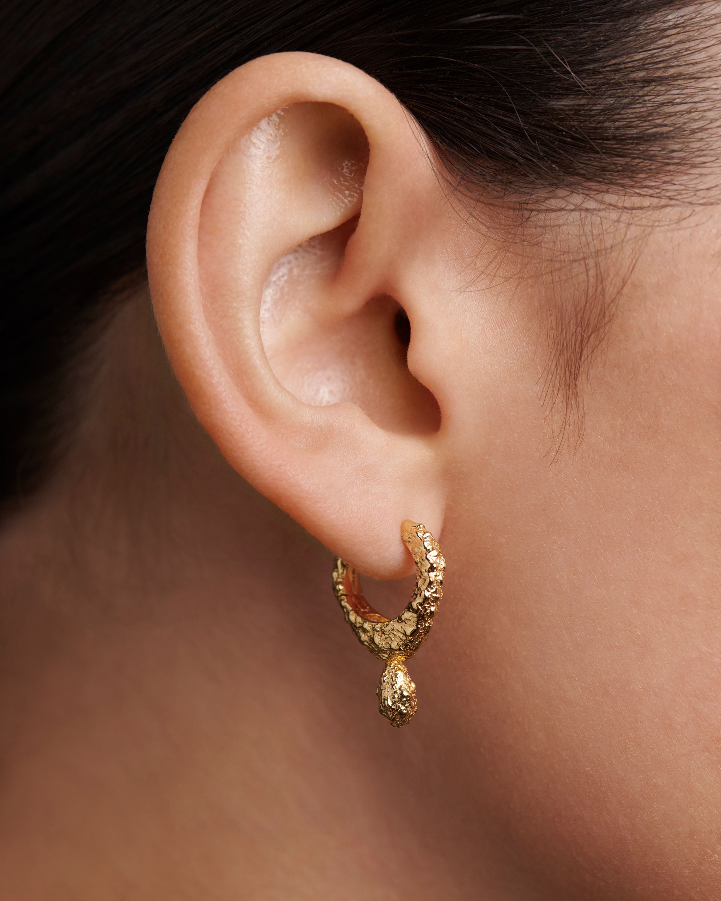 Lava Single Hoop Earrings for Women - Minimalist Gold Hoop Earrings, Lightweight Dainty Everyday Jewelry - Perfect for Work, Date Night & Casual Outfits