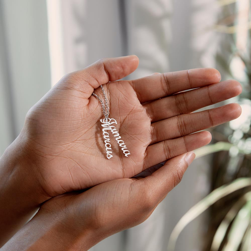 Personalized Grandkids Name Necklace - Custom Engraved Grandma Gift for Birthday, Mother's Day & Anniversary - Perfect for Family Keepsakes & Special Occasions