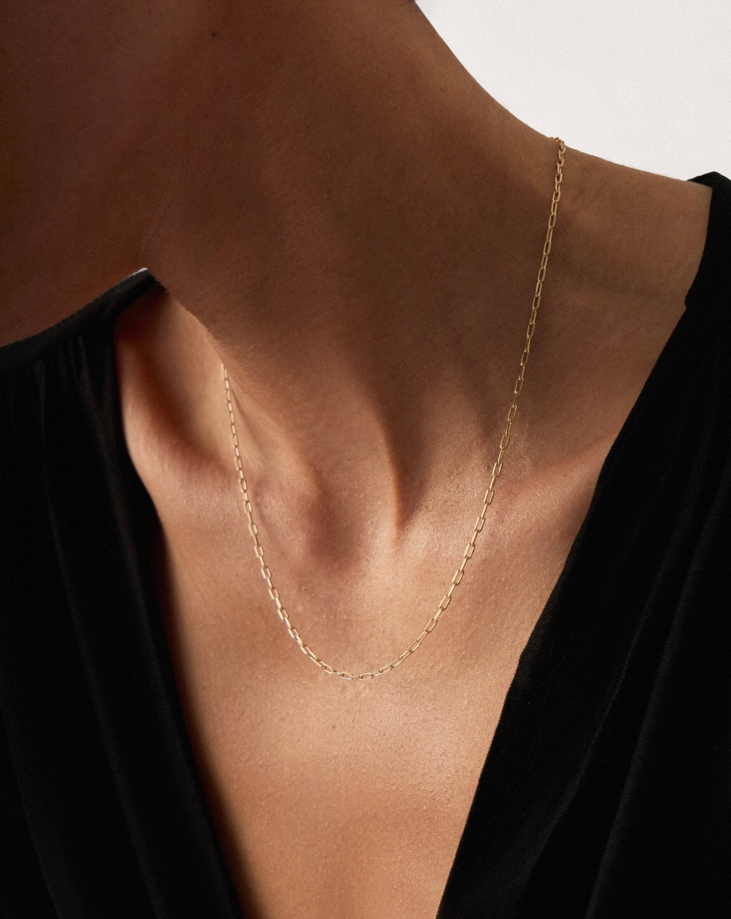 14K Solid Gold Paperclip Chain Necklace - Classic Minimalist Jewelry for Women - Perfect for Layering, Everyday Wear & Special Occasions