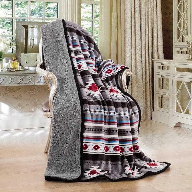 Soft Southwestern Aztec Fleece Throw Blanket - Cozy & Warm for Couch, Bed, or Outdoor Use