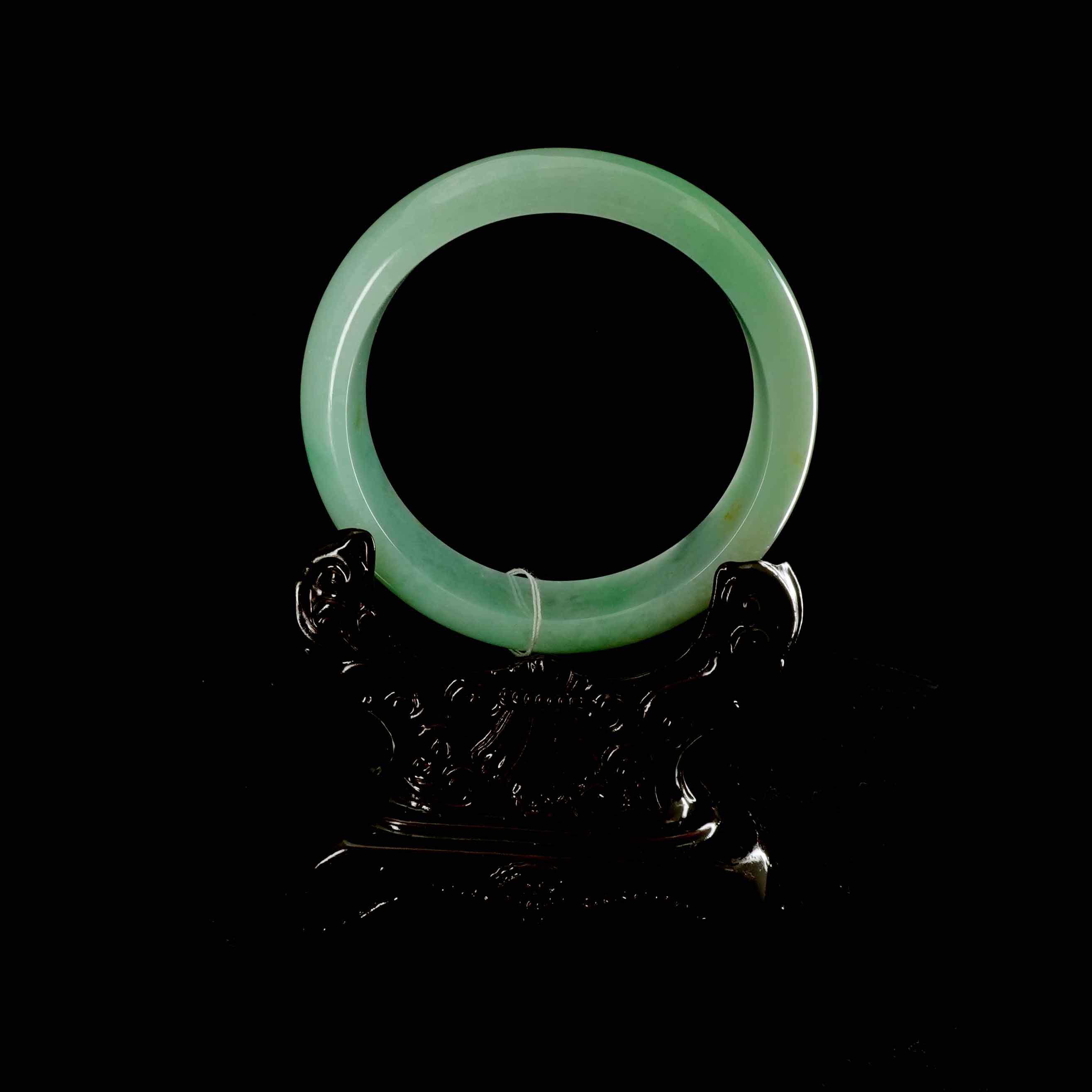 Natural Green Jade Bangle Bracelet for Women - Handcrafted Genuine Jade Stone Bangle - Elegant Jewelry Gift for Birthday, Anniversary & Special Occasions - Perfect for Meditation, Yoga & Spiritual Healing