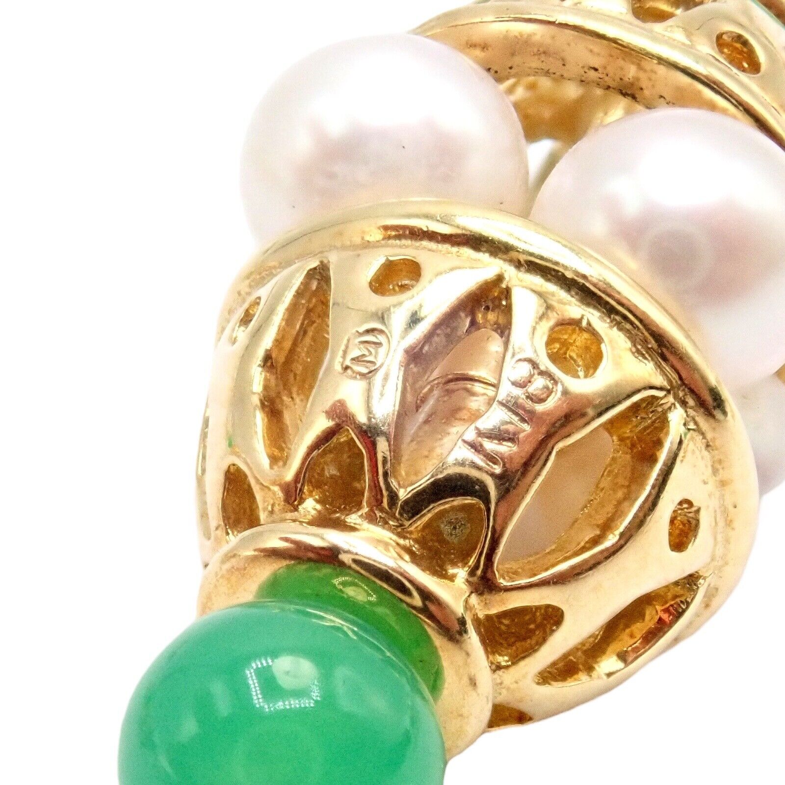 Vintage Mikimoto 18k Yellow Gold Pearl & Chalcedony 32