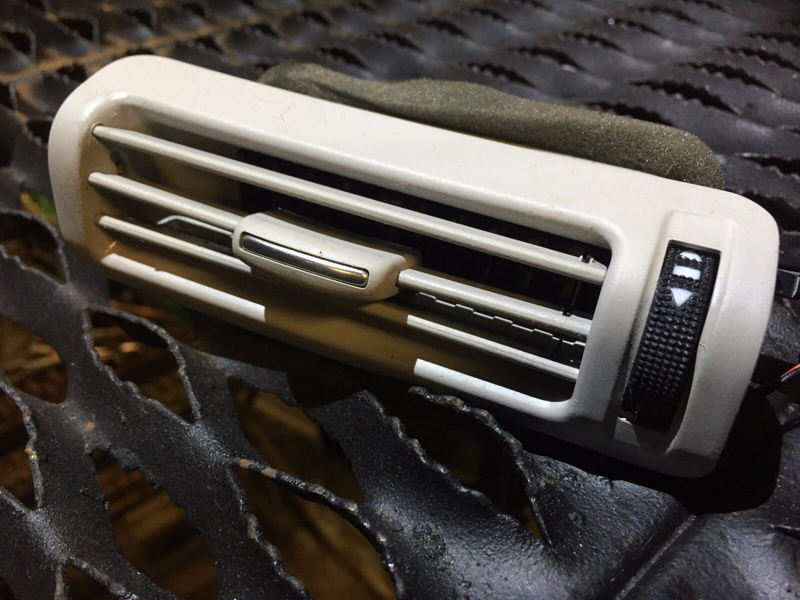 2005-2008 Audi A6 C6 Left Driver Side Pillar Air Vent OEM 4F0819383 - Perfect for Interior AC Ventilation & Climate Control System Replacement