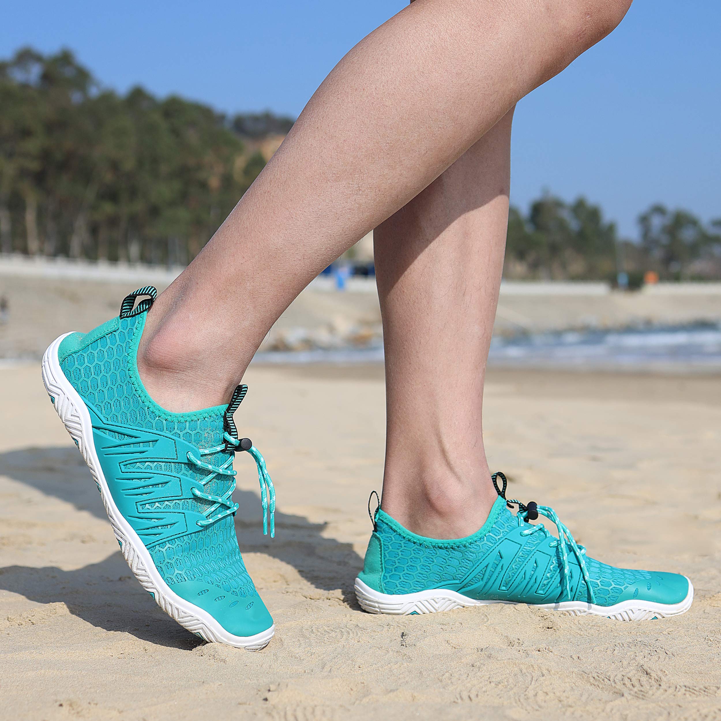 **Men's & Women's Quick-Dry Water Shoes - Barefoot Aqua Socks for Swimming, Surfing, Beach, Pool, Yoga & Outdoor Activities**    *(Perfect for Beach Trips, Water Sports, Travel & Casual Wear)*