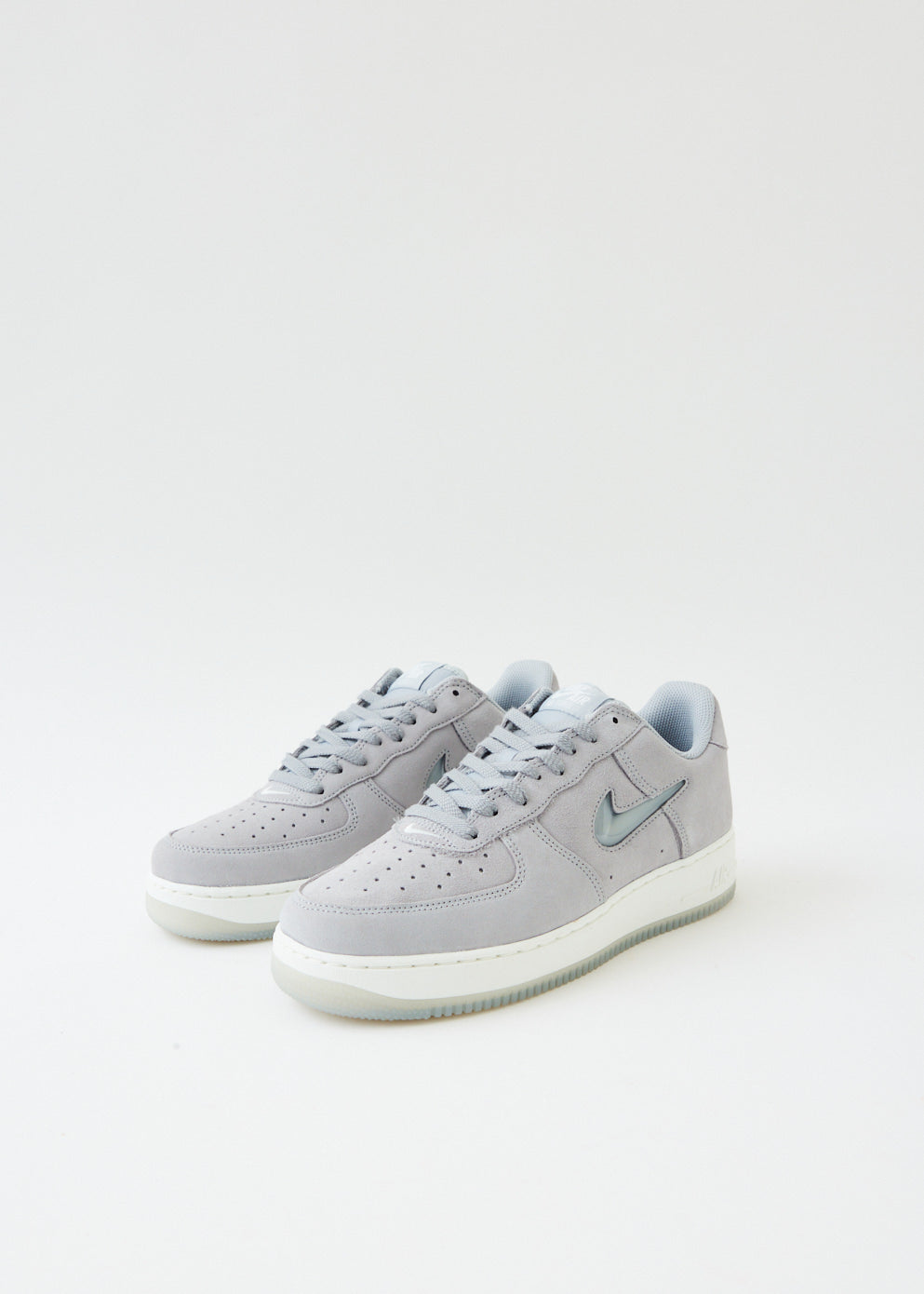 Nike Air Force 1 Low Retro 'Colour of the Month' Sneakers - Classic White Basketball Shoes for Men & Women - Perfect for Casual Wear, Street Style & Sneaker Collection