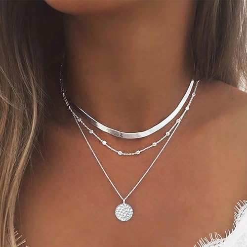R3: Circle Silver Layered Pendant Necklace