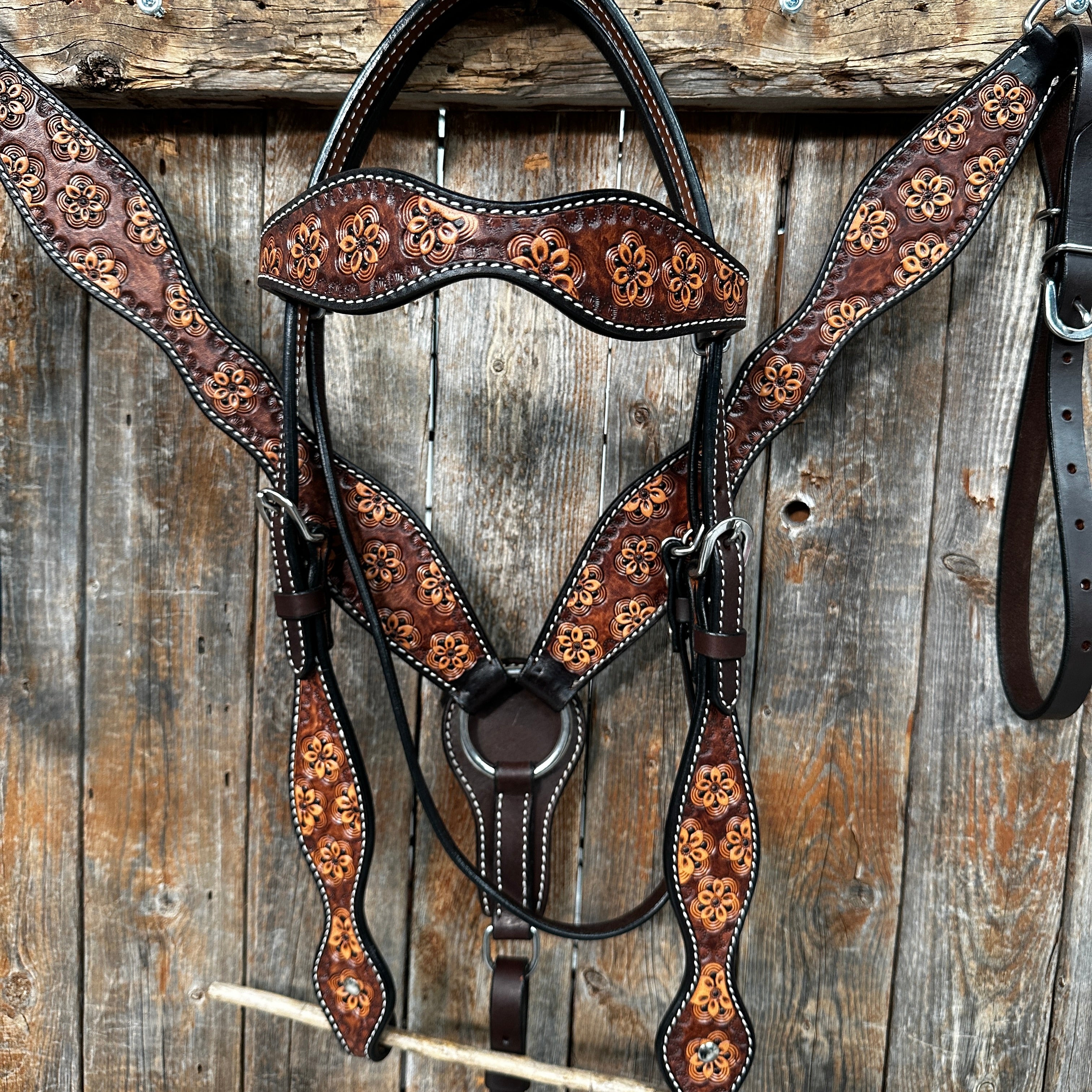 Flower Power Browband & One Ear Breastcollar Horse Tack Set - Premium Equestrian Riding Gear for Dressage & Show Jumping