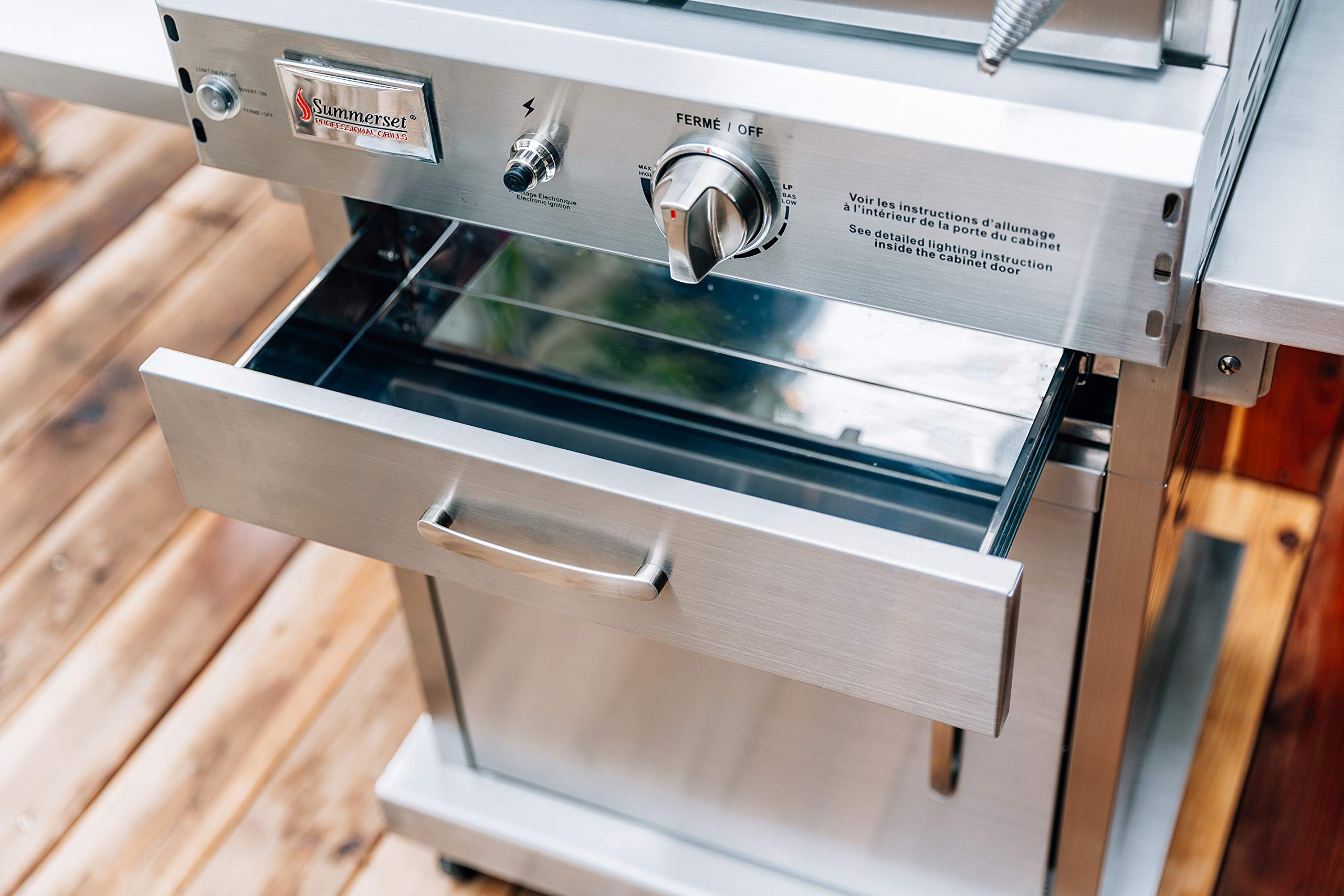 Summerset SS-OVFS-LP Freestanding Propane Gas Outdoor Pizza Oven - Portable Backyard Pizza Maker for Patio, Garden & Camping - Perfect for Wood-Fired Style Pizzas, Bread & Roasting