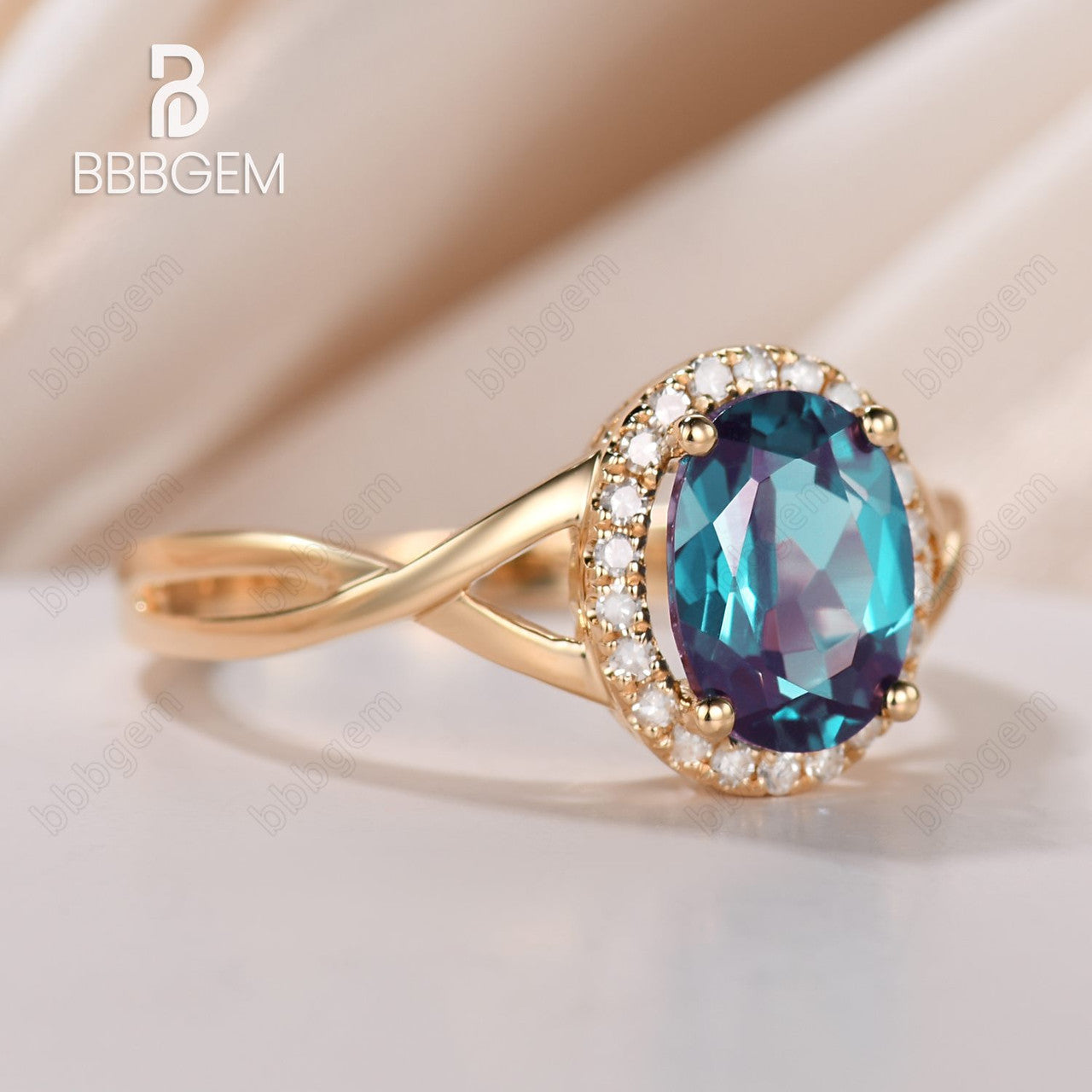 14K/18K Oval Lab Alexandrite Engagement Ring with Infinity Diamond Halo & Criss Cross Design - Perfect for Proposals, Anniversaries & Special Occasions