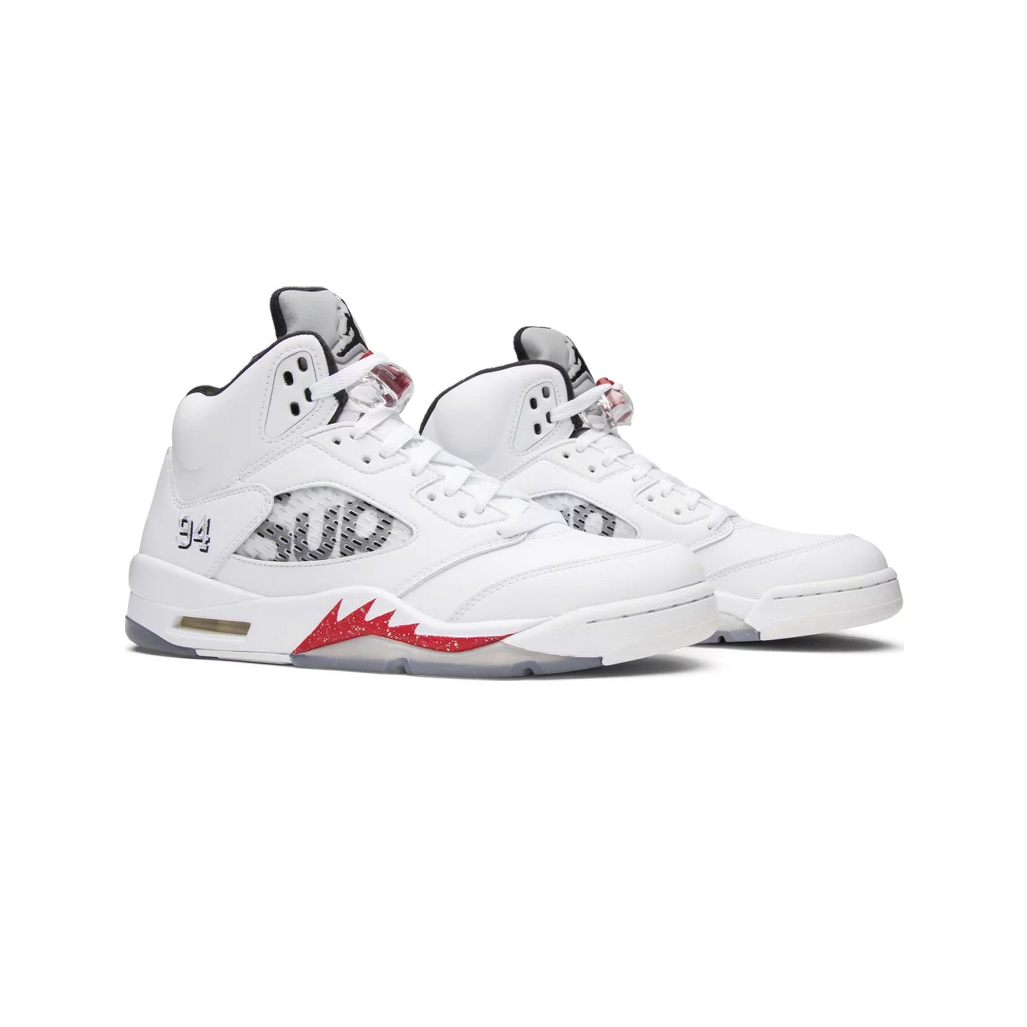 Air Jordan 5 Retro x Supreme 'White' (2015) - Men's Basketball Shoes for Streetwear & Sneaker Collectors | Perfect for Casual Wear, Sneaker Events & Urban Fashion
