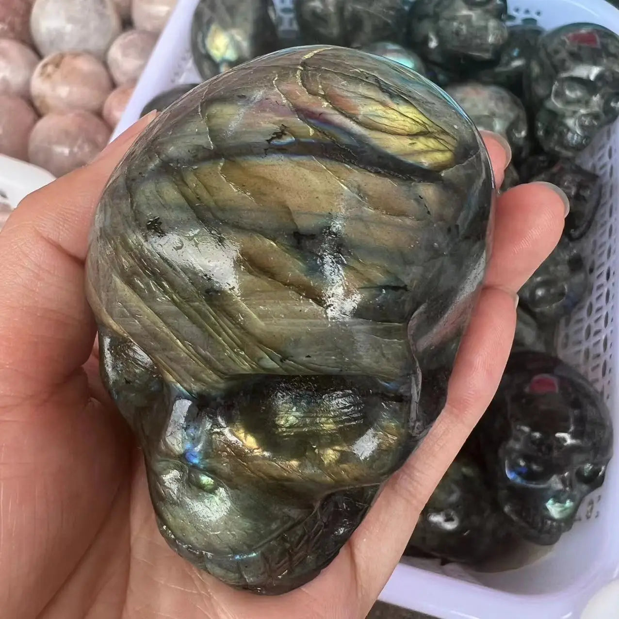 400-500g Natural Labradorite Quartz Skull - Hand Carved Healing Crystal for Meditation, Reiki, and Spiritual Energy Work - Perfect for Home Decor, Yoga Spaces, and Crystal Collections