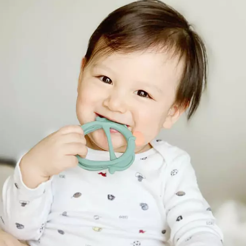 Elefun Baby Express Grab Teether - Soft & Safe Green Teething Toy for Infants - Perfect for Soothing Sore Gums at Home or On-the-Go (00077)