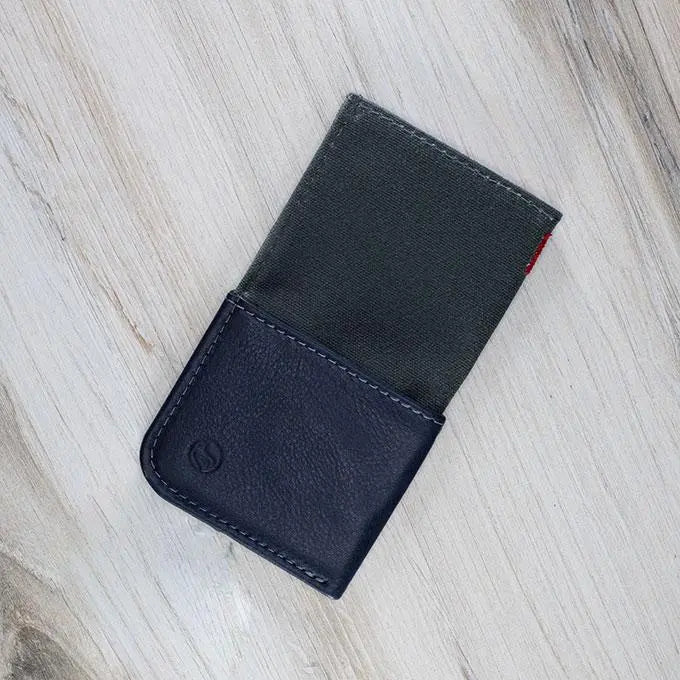 Durable RFID Blocking Leather Wallet for Men - Slim Minimalist Bifold Wallet with Money Clip, Perfect for Travel, Business & Everyday Use