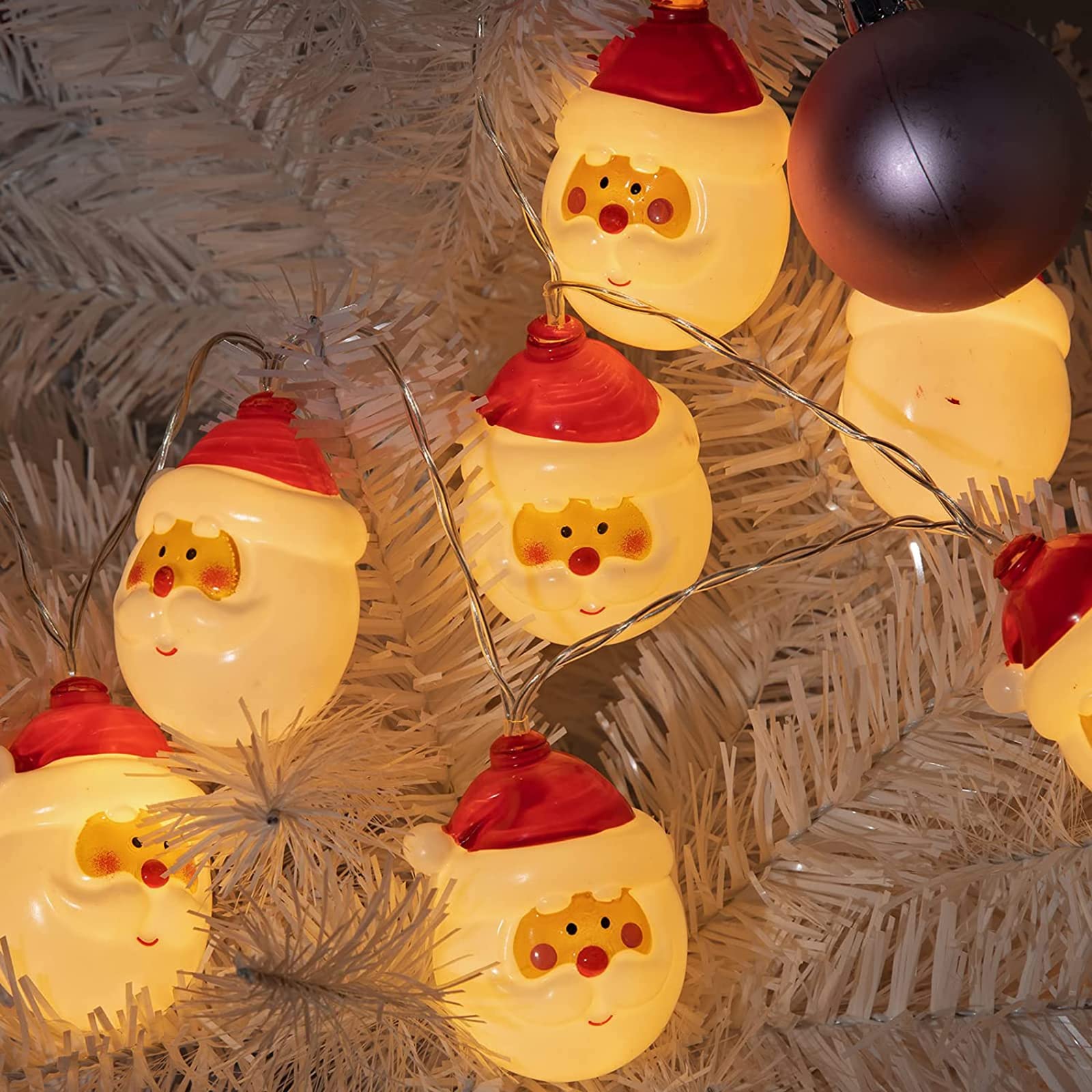 40 LED Santa String Lights - 19.7Ft Warm White Christmas Fairy Lights with 3 AA Battery Power (Batteries Not Included) | Perfect for Indoor Outdoor Christmas Decorations, Bedroom Wall, Garden Party & Holiday Lighting