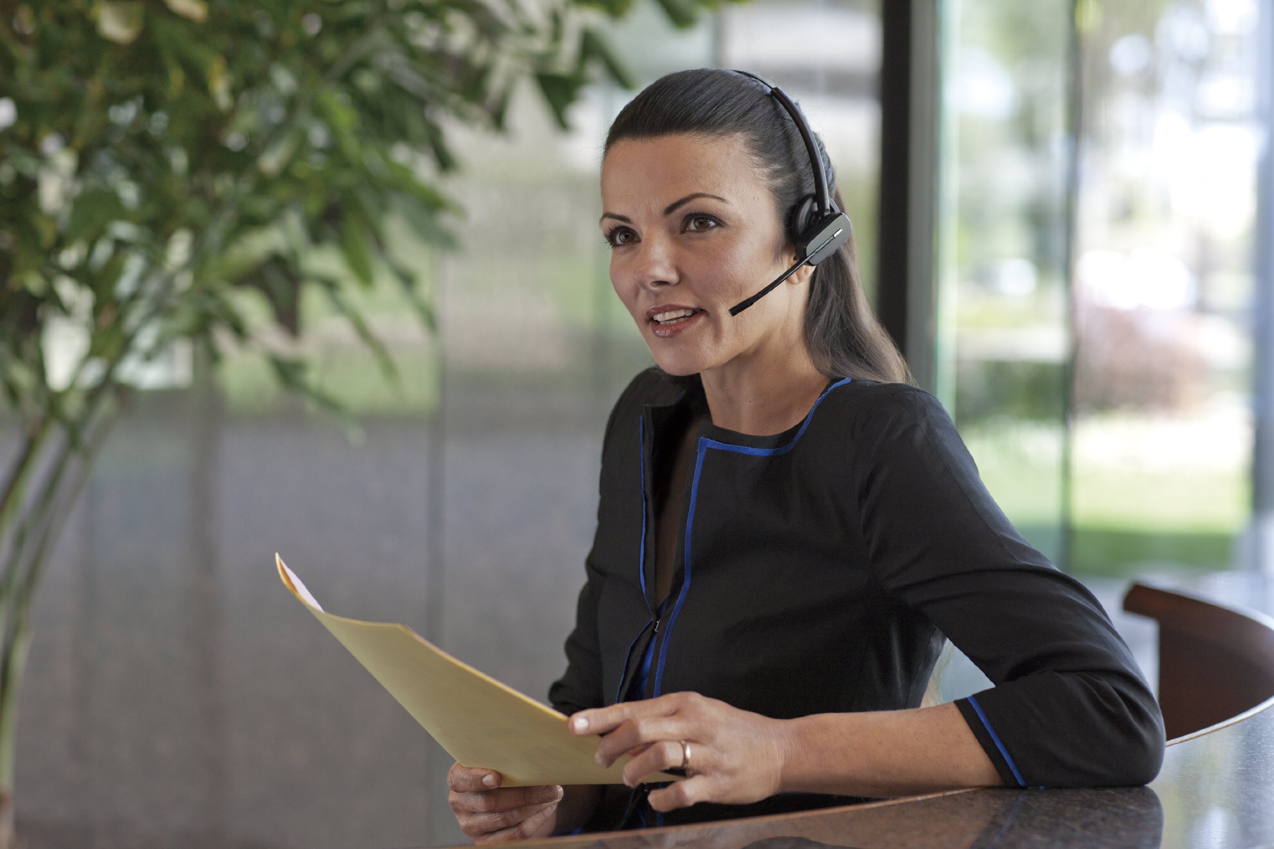 Plantronics CS540/A Wireless Office Headset with Noise-Canceling Mic - 84693-02 | Ideal for Call Centers, Remote Work & Business Communications