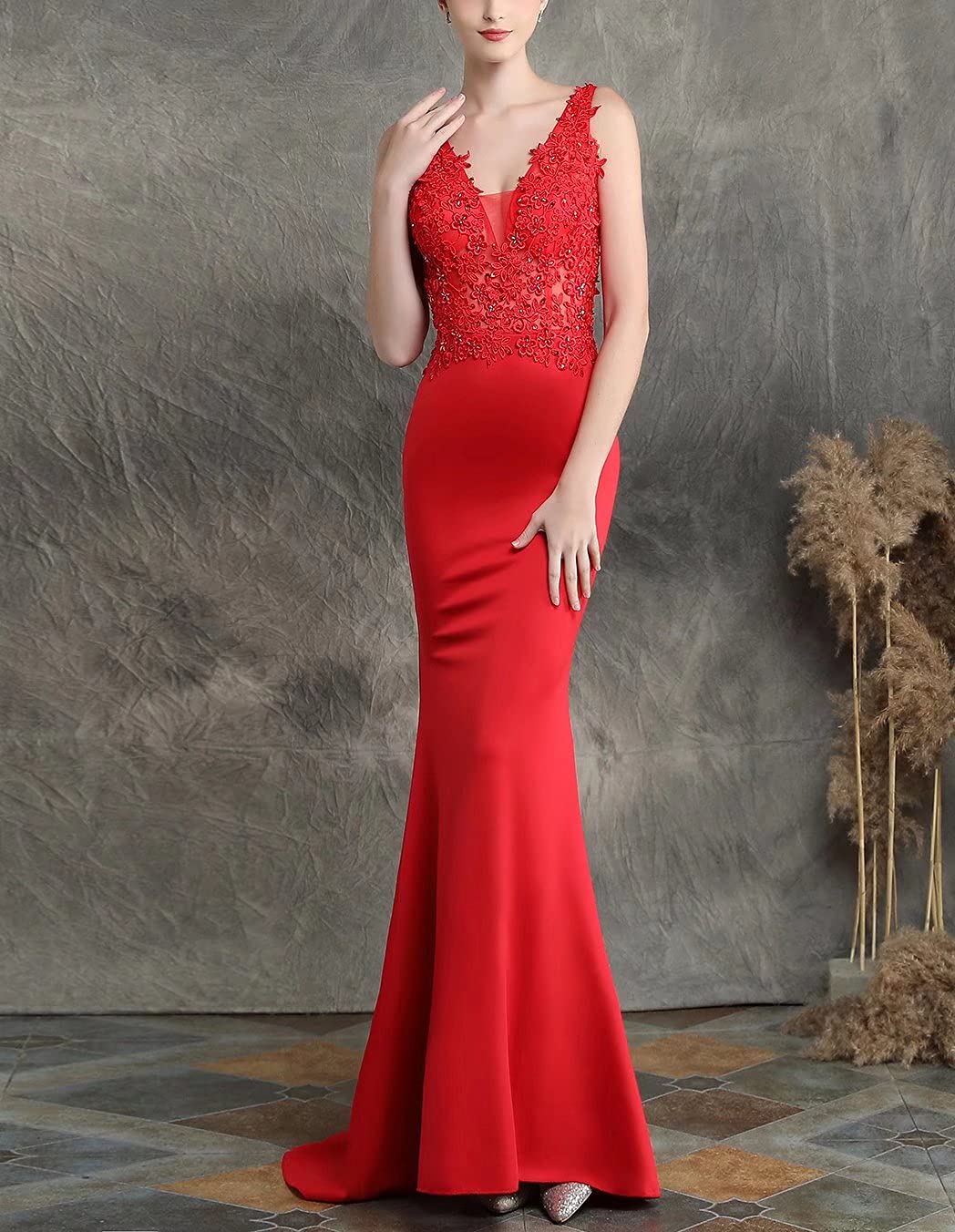 Elegant V-Neck Floral Lace Applique Long Mermaid Prom Dress for Women | Formal Evening Gown for Weddings, Galas & Special Occasions