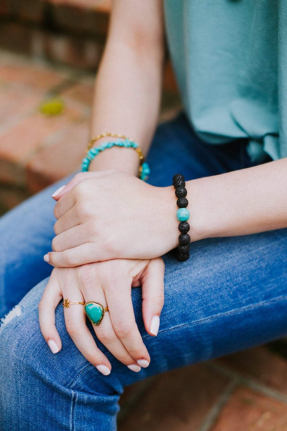 Natural Lava Rock Bracelet for Grounding & Stress Relief - Unisex Healing Stone Jewelry for Meditation, Yoga & Spiritual Wellness
