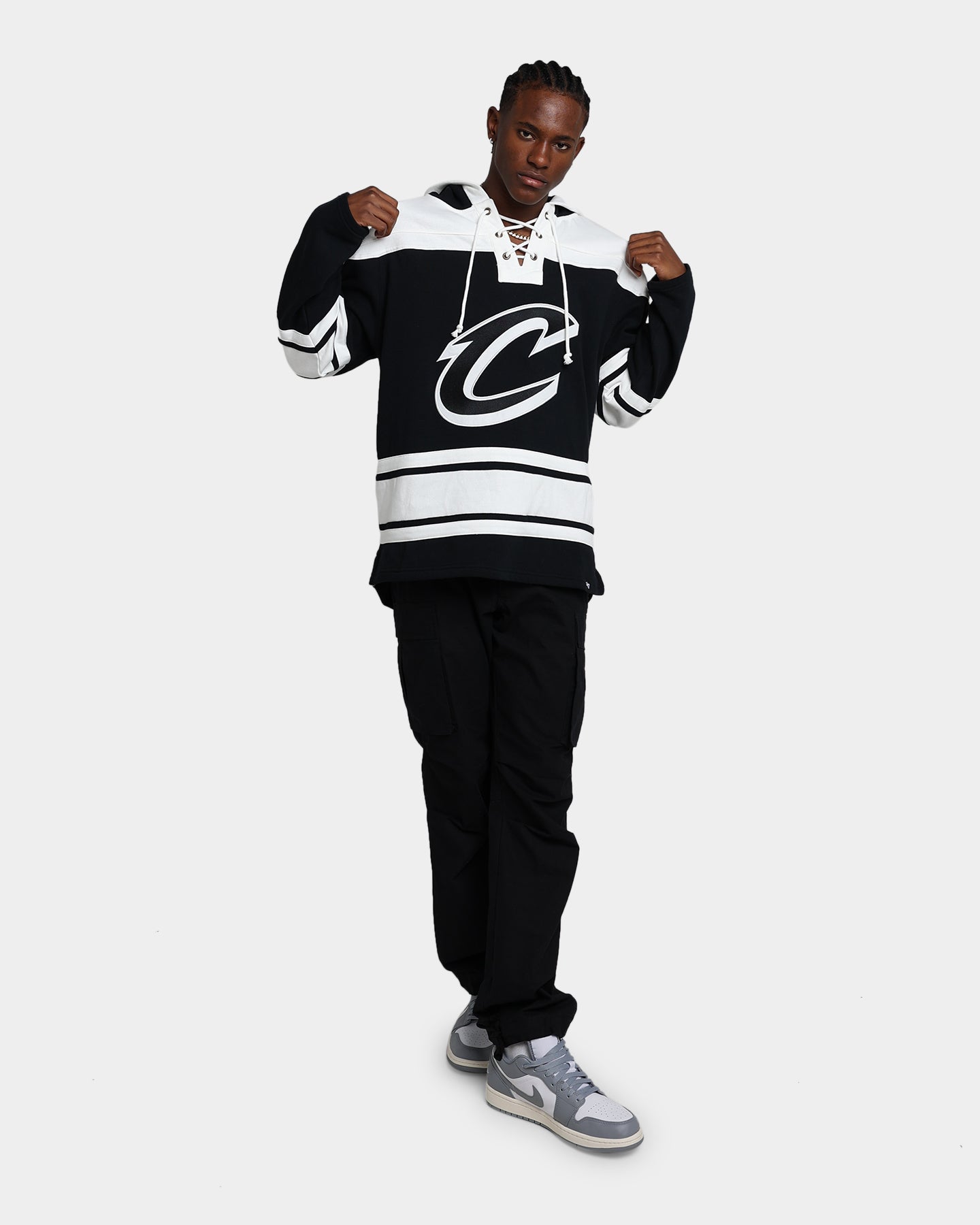 47 Brand Cleveland Cavaliers Superior Lacer Hoodie - Men's NBA Basketball Pullover Sweatshirt (Jet Black) - Perfect for Game Day, Casual Wear & Fan Apparel