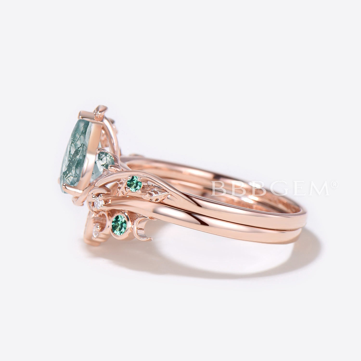 Pear Shaped Moss Agate Engagement Ring - Heart Design Green Wedding Band for Women | Eco-Friendly Gemstone Jewelry for Proposal, Anniversary & Romantic Occasions